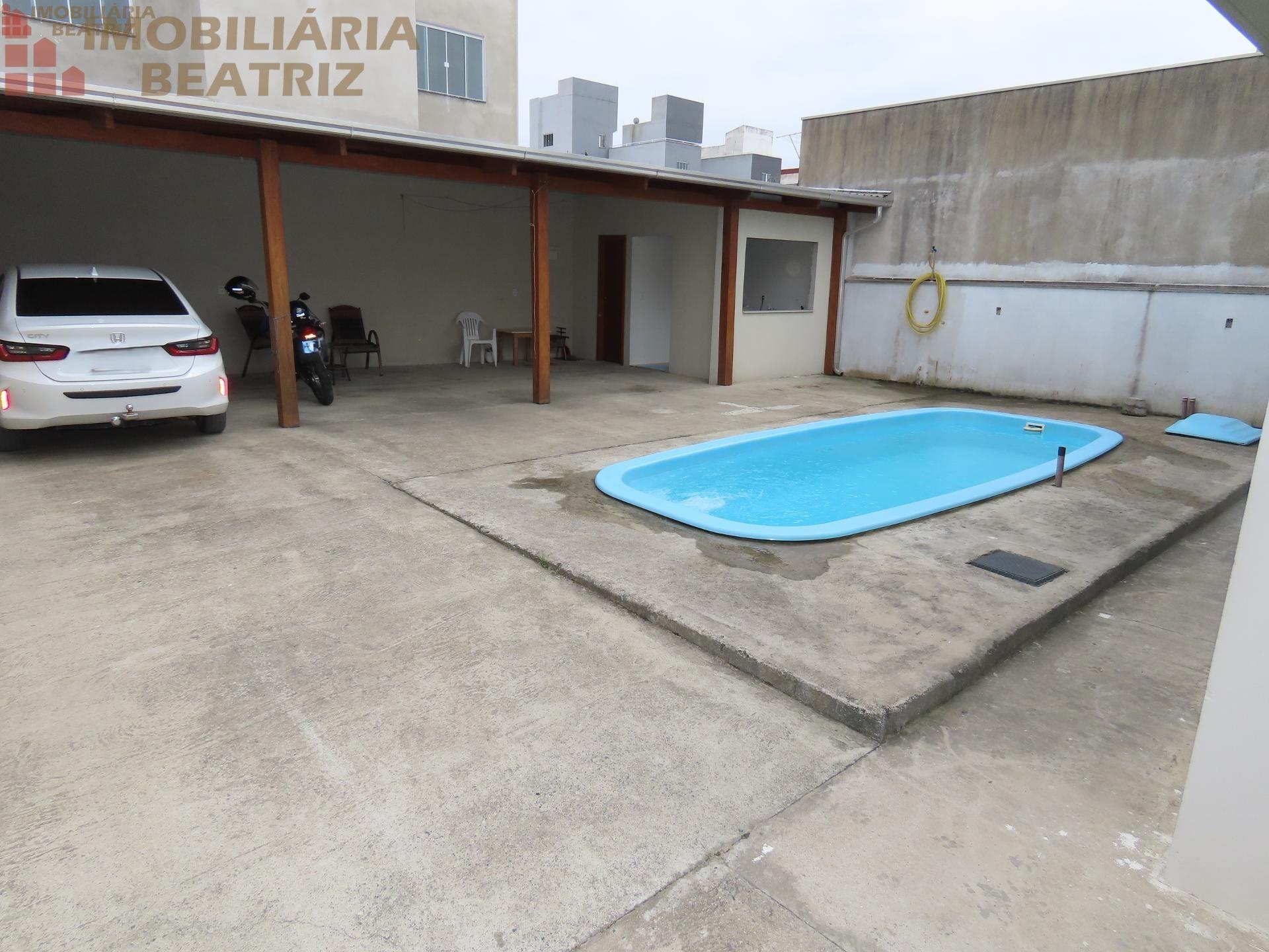rea externa e garagem