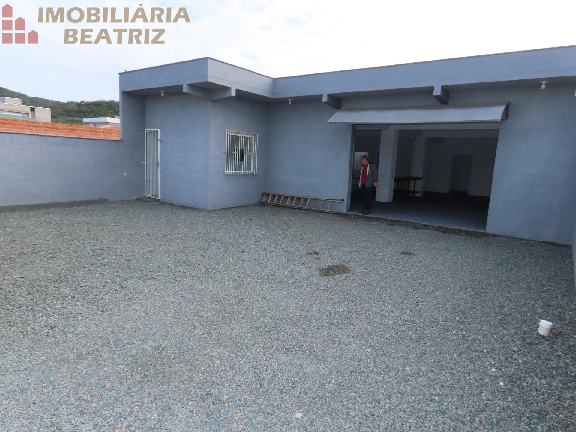 GALPÃO CENTRO PENHA