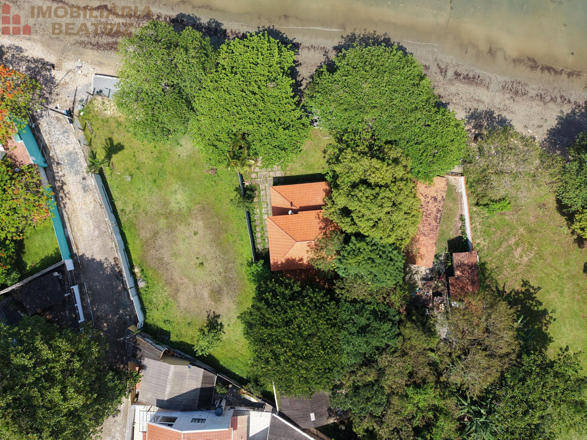 CASA A VENDA NA PRAIA DO CASCALHO, PENHA - SC.