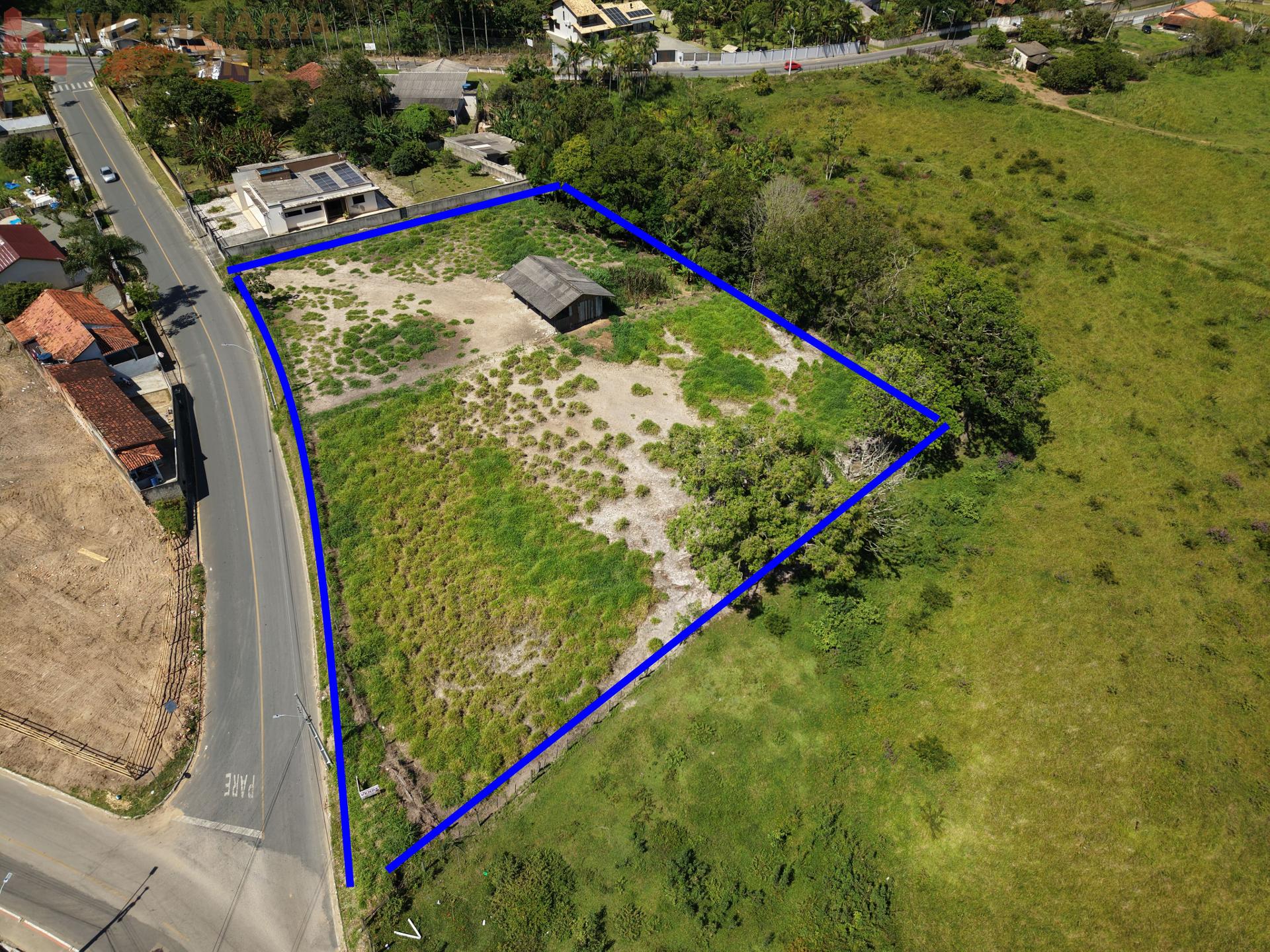 ÁREA A VENDA EM PENHA - SC.