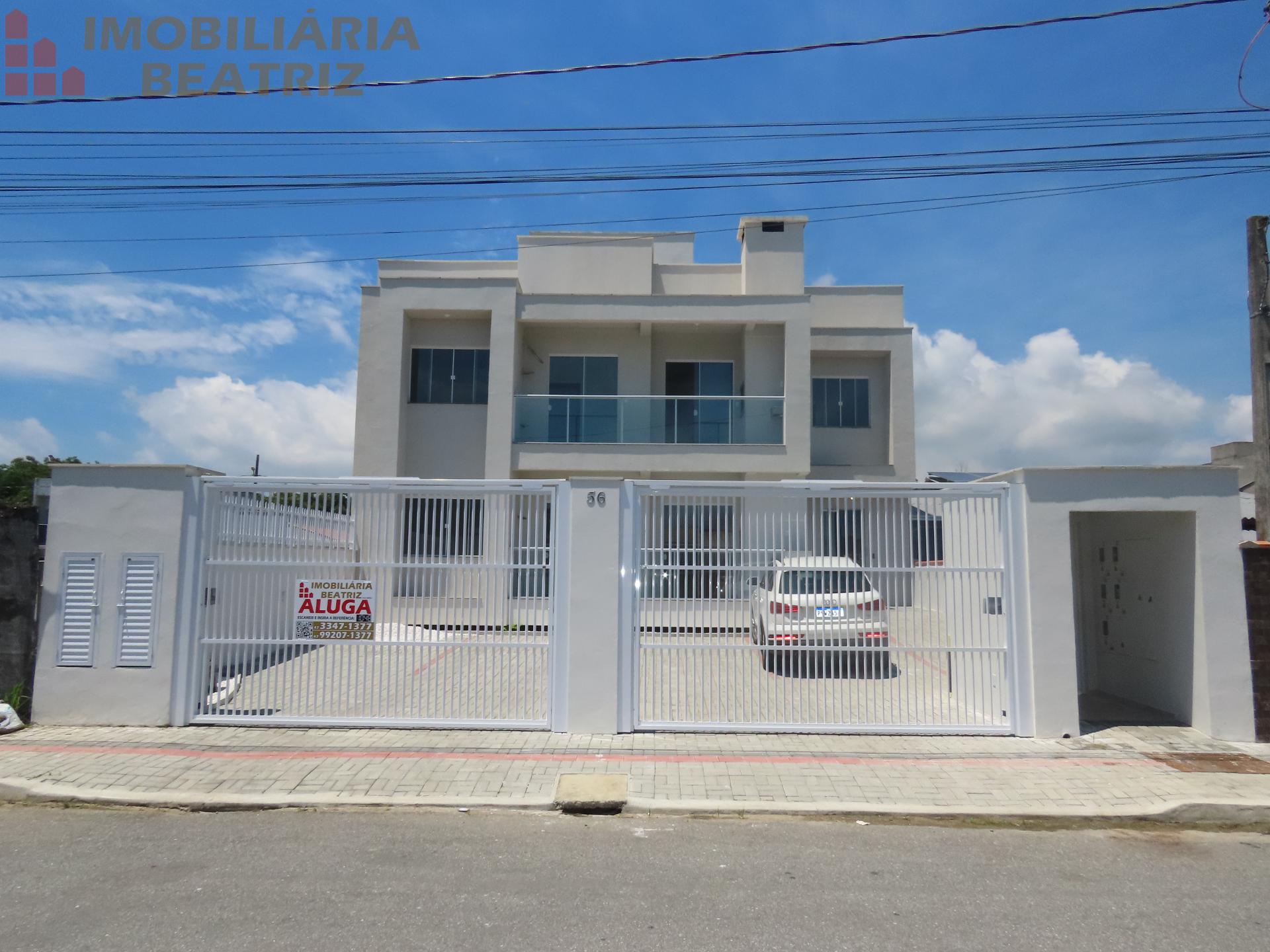 APARTAMENTOS DE 02 QUARTOS PARA LOCAÇÃO NO CENTRO DE PENHA - SC.