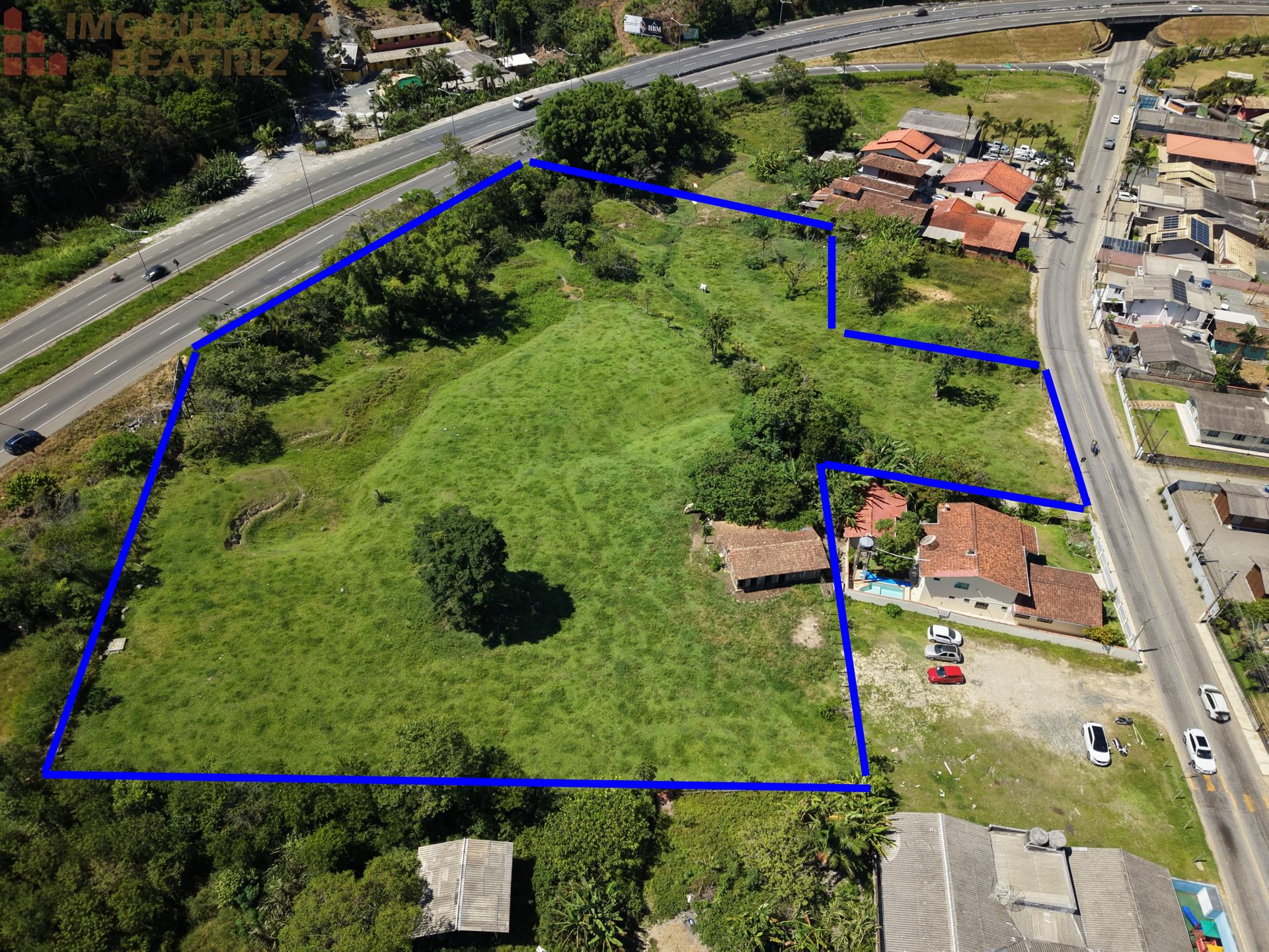 TERRENO PARA VENDA PROXIMO AO BETO CARRERO