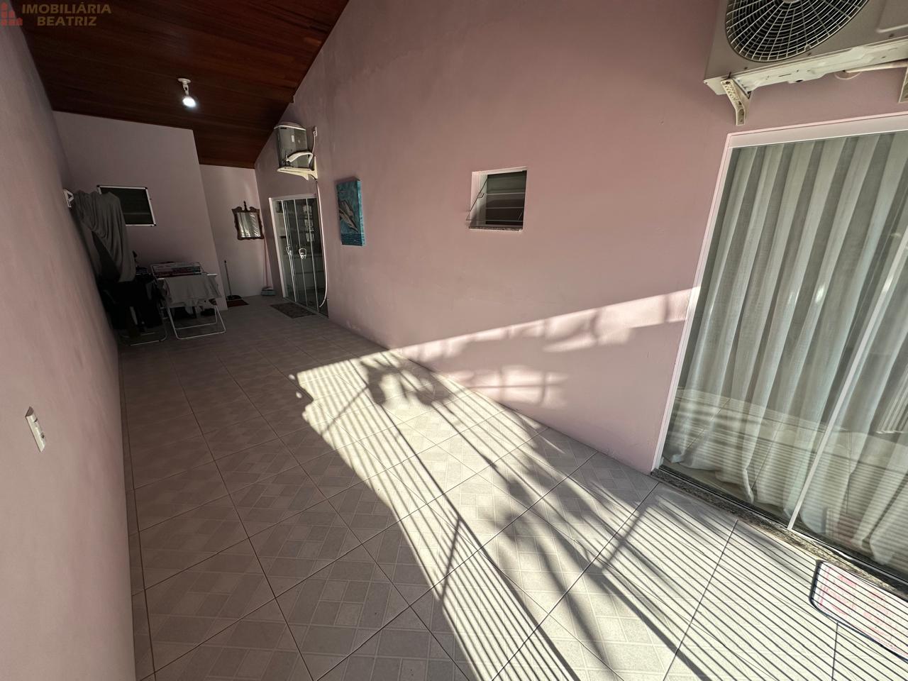 Casa com 4 dormitórios à venda, CENTRO, PENHA - SC