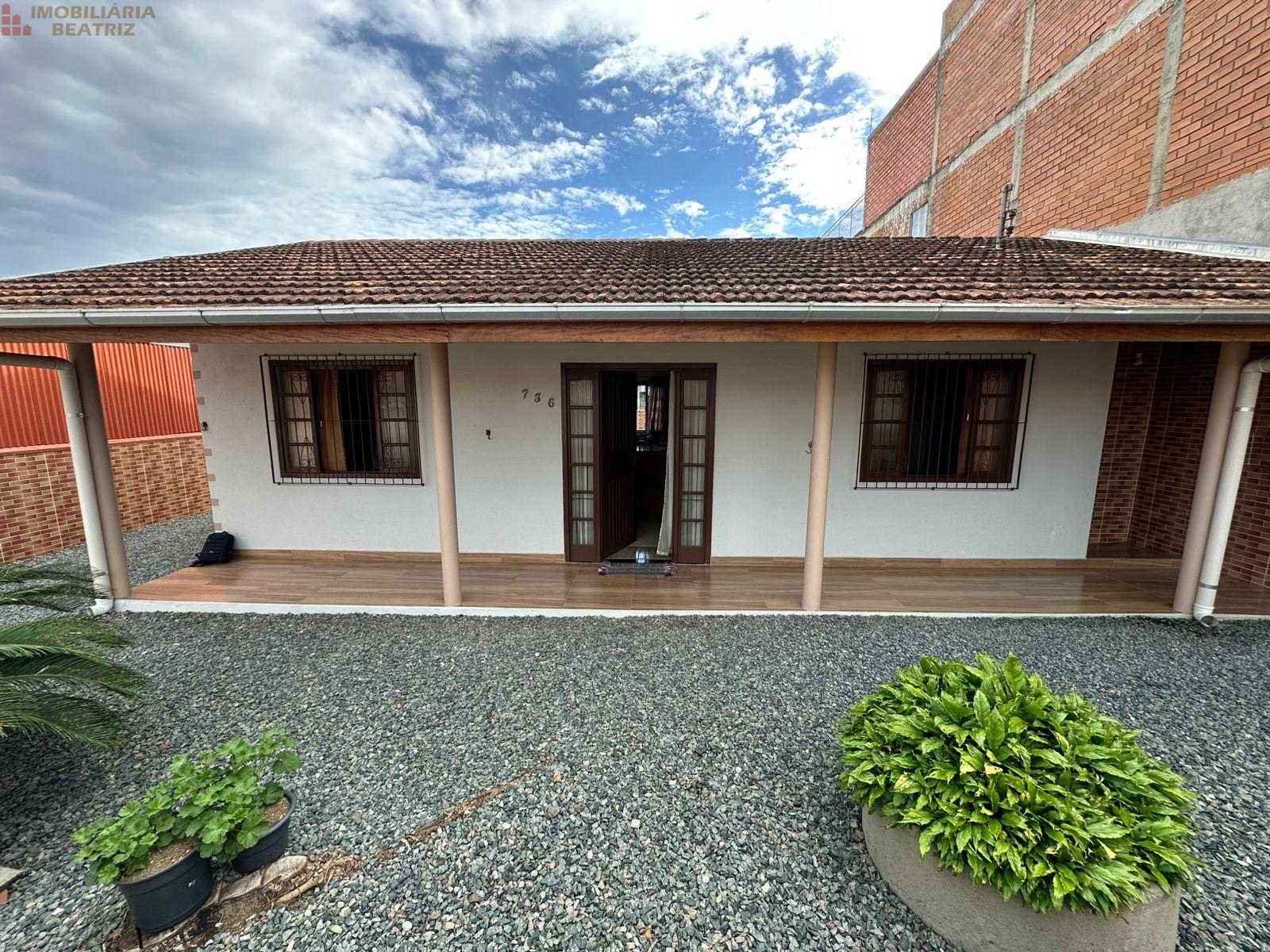 Casa com 3 dormitórios à venda, CENTRO, PENHA - SC