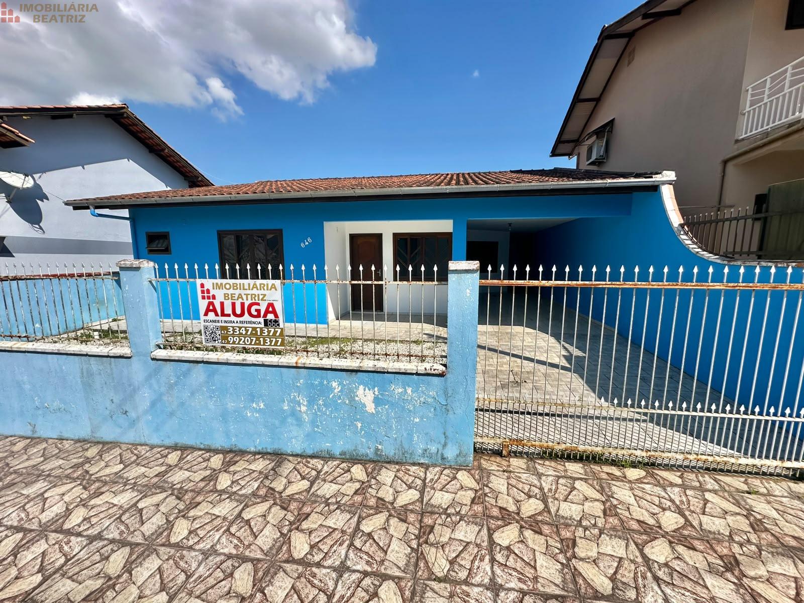 Casa com 3 dormitórios para locação, ARMAÇÃO, PENHA - SC