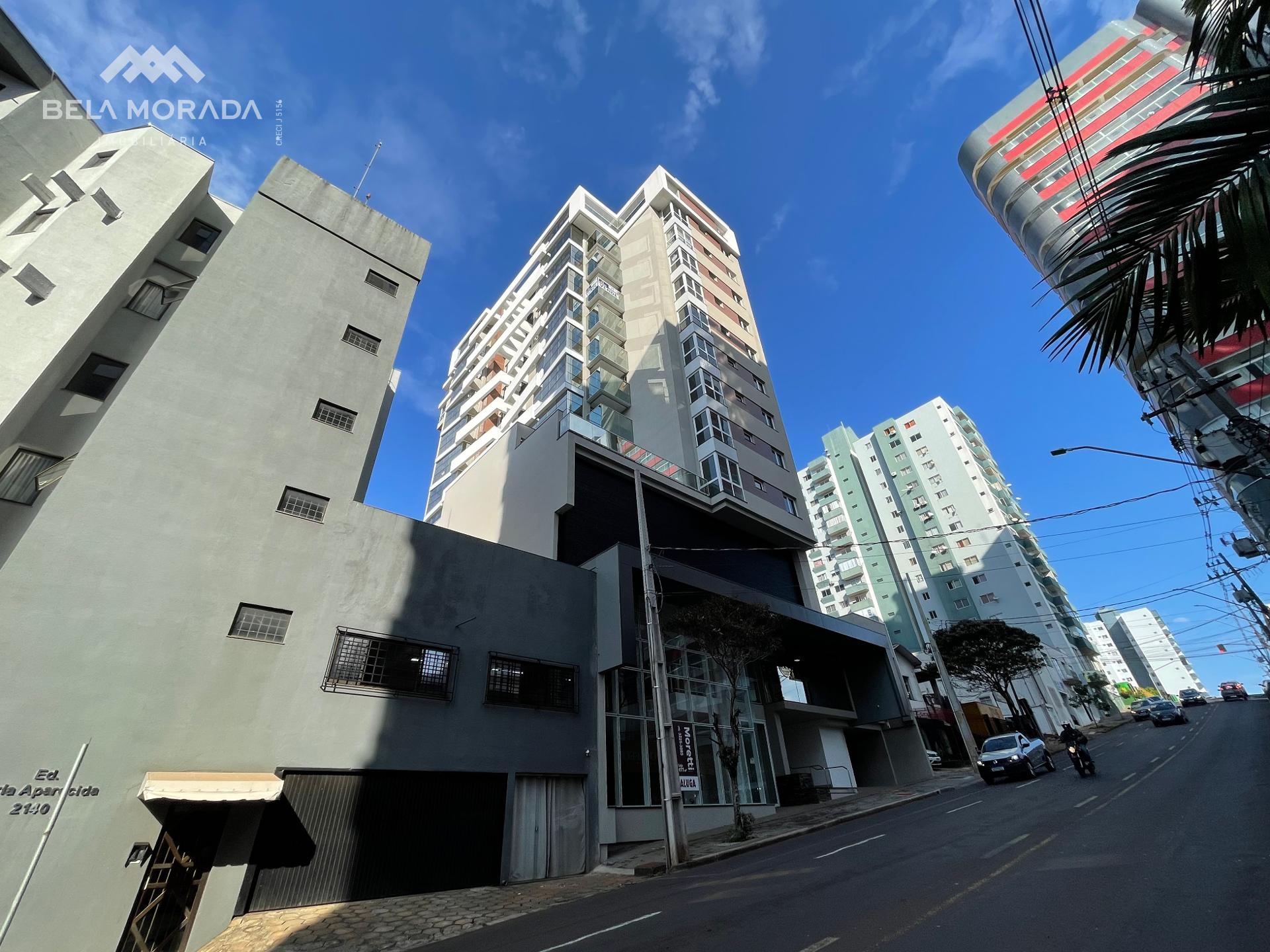 APARTAMENTO LOCALIZADO NO CENTRO - PRÓXIMO A MATRIZ - 03 SUÍTES