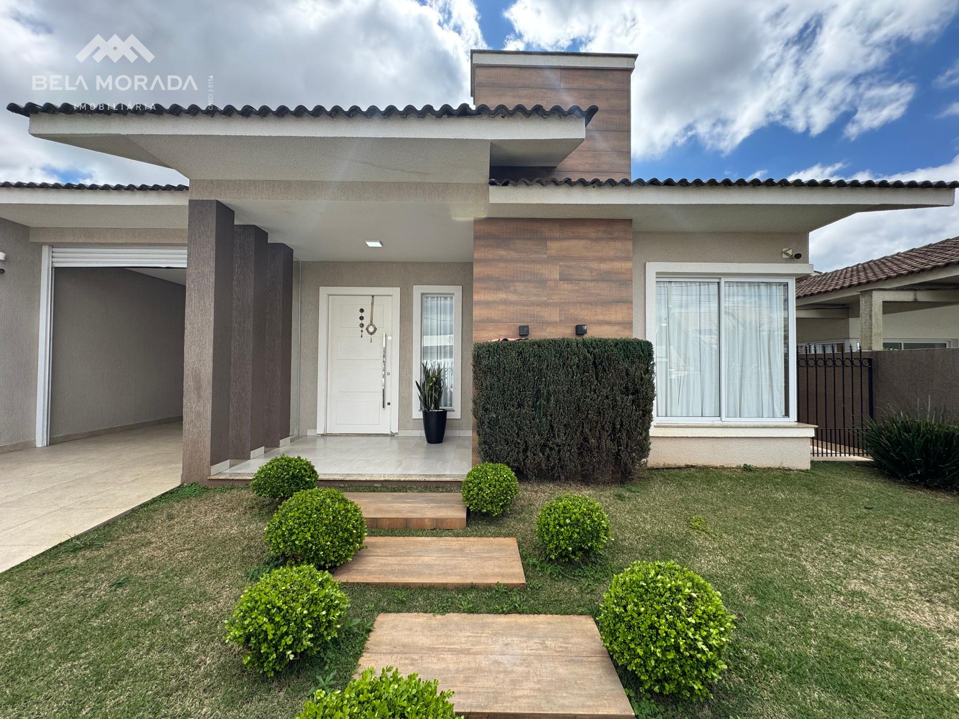 CASA A VENDA COM 01 SUITE E 02 QUARTOS - SEMI MOBILIADA