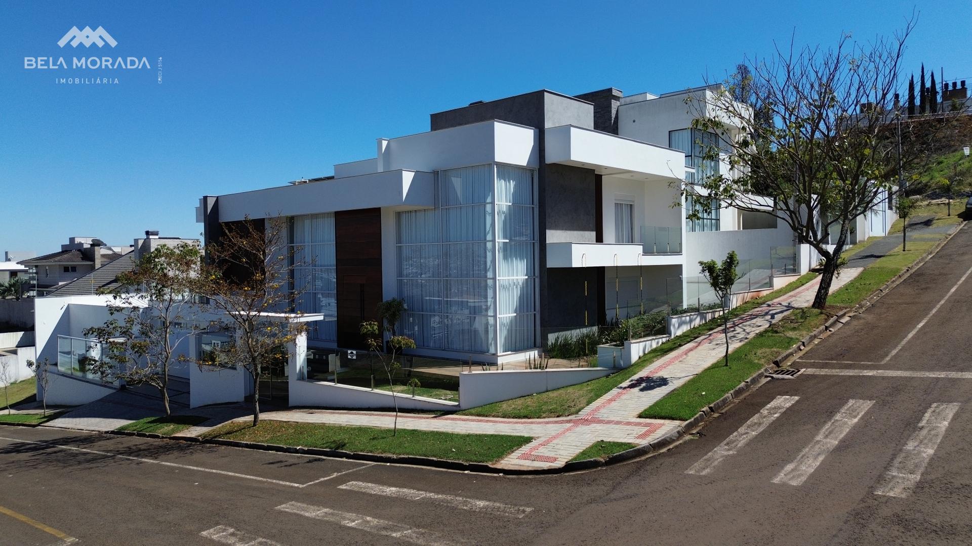 CASA DE ALTO PADRÃO DE ESQUINA A VENDA NO BAIRRO LA SALLE