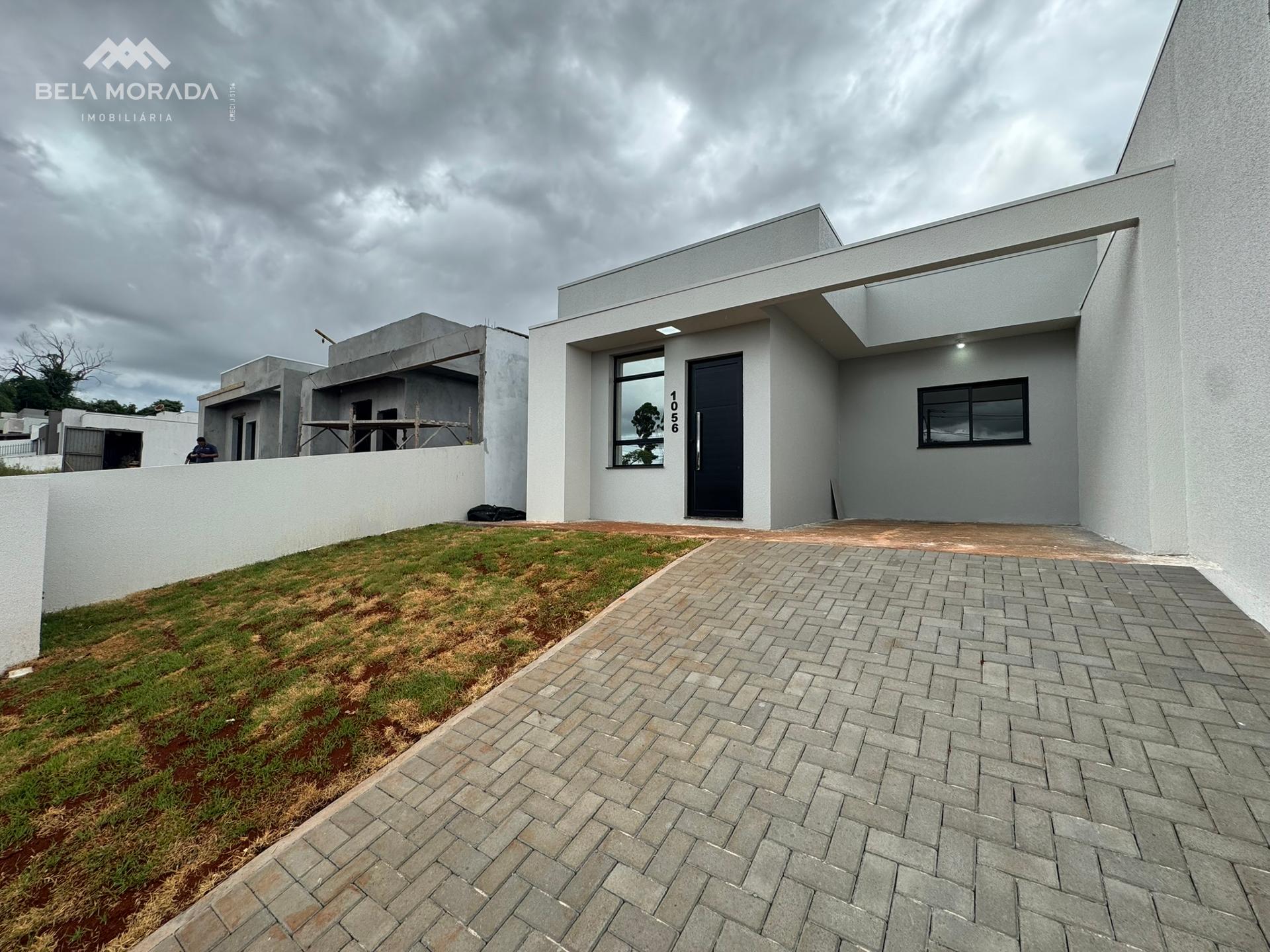 CASA TERREA A VENDA NO BAIRRO SÃO FRANCISCO - 03 QUARTOS