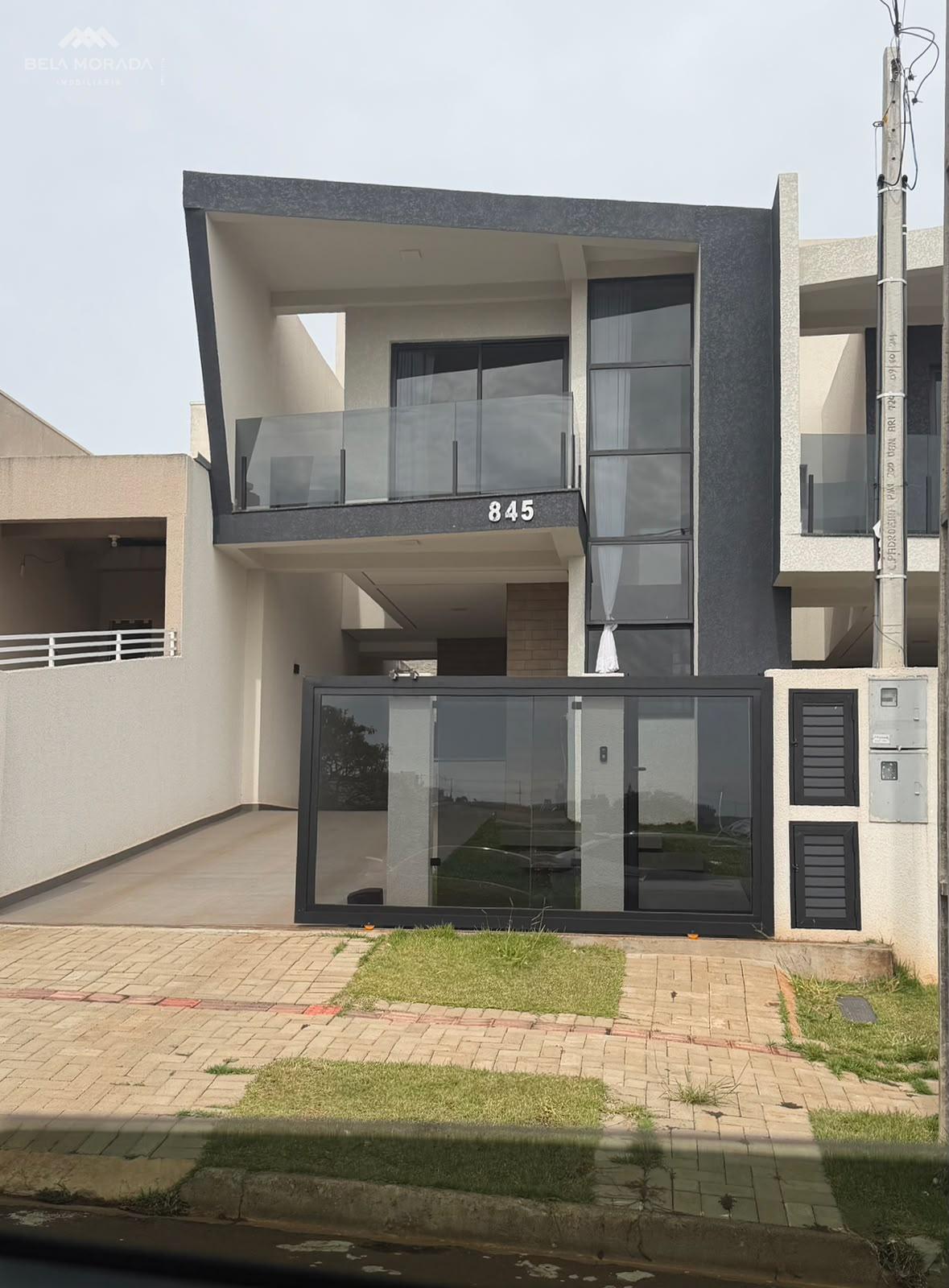 CASA A VENDA NO BAIRRO FRARON - 02 SUITES - SEMI MOBILIADO