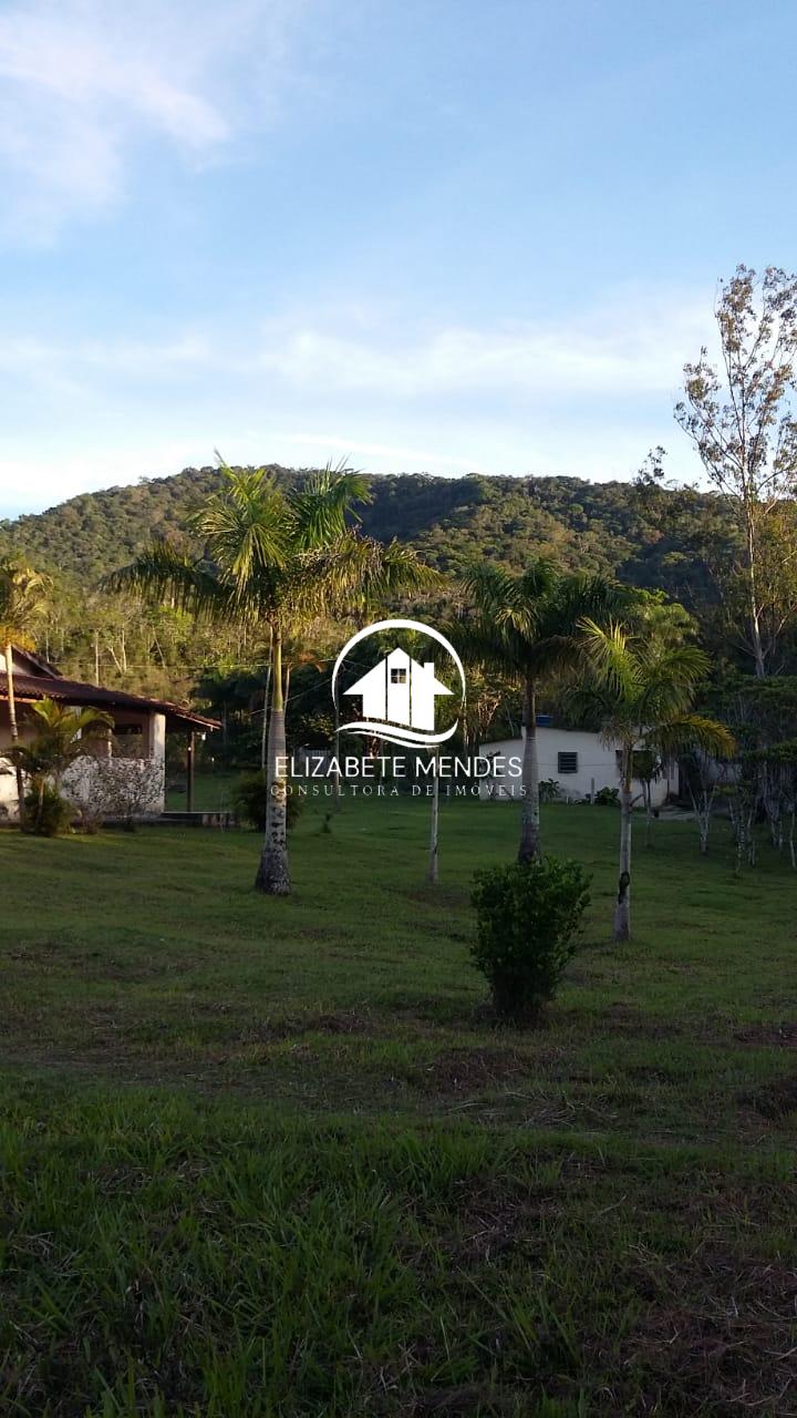Sítio à venda com 3 quartos, 700m² - Foto 4