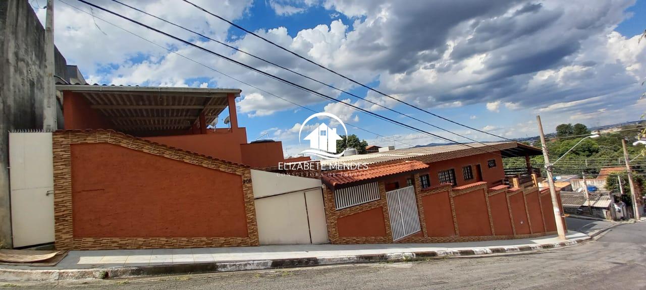 Sobrado, 3 quartos, 492 m² - Foto 1