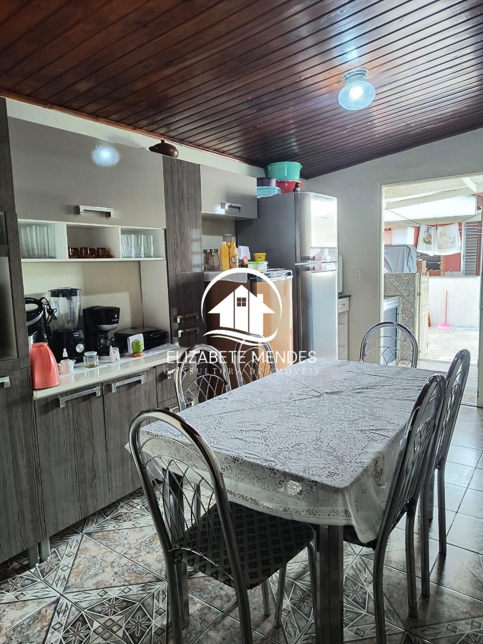 Casa à venda com 3 quartos, 241m² - Foto 4