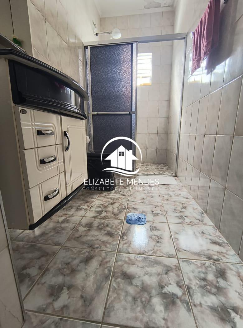 Casa à venda com 3 quartos, 241m² - Foto 10