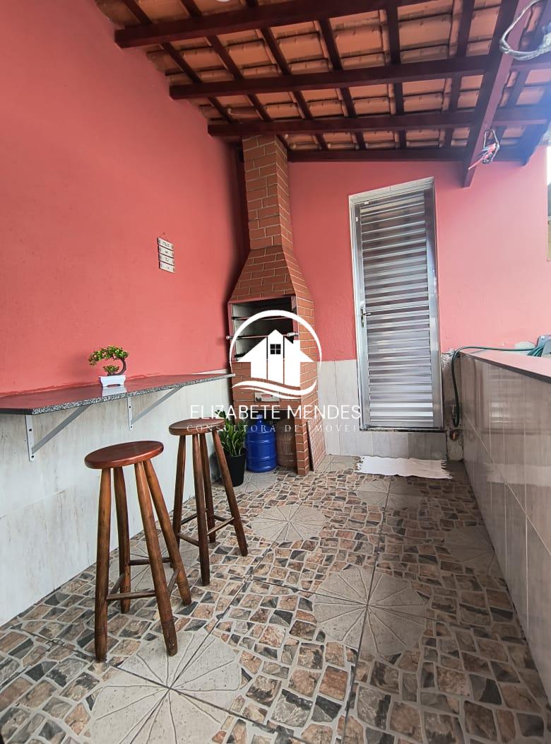 Casa à venda com 3 quartos, 241m² - Foto 25