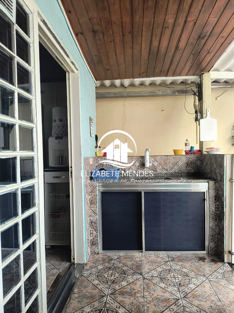 Casa à venda com 3 quartos, 241m² - Foto 32