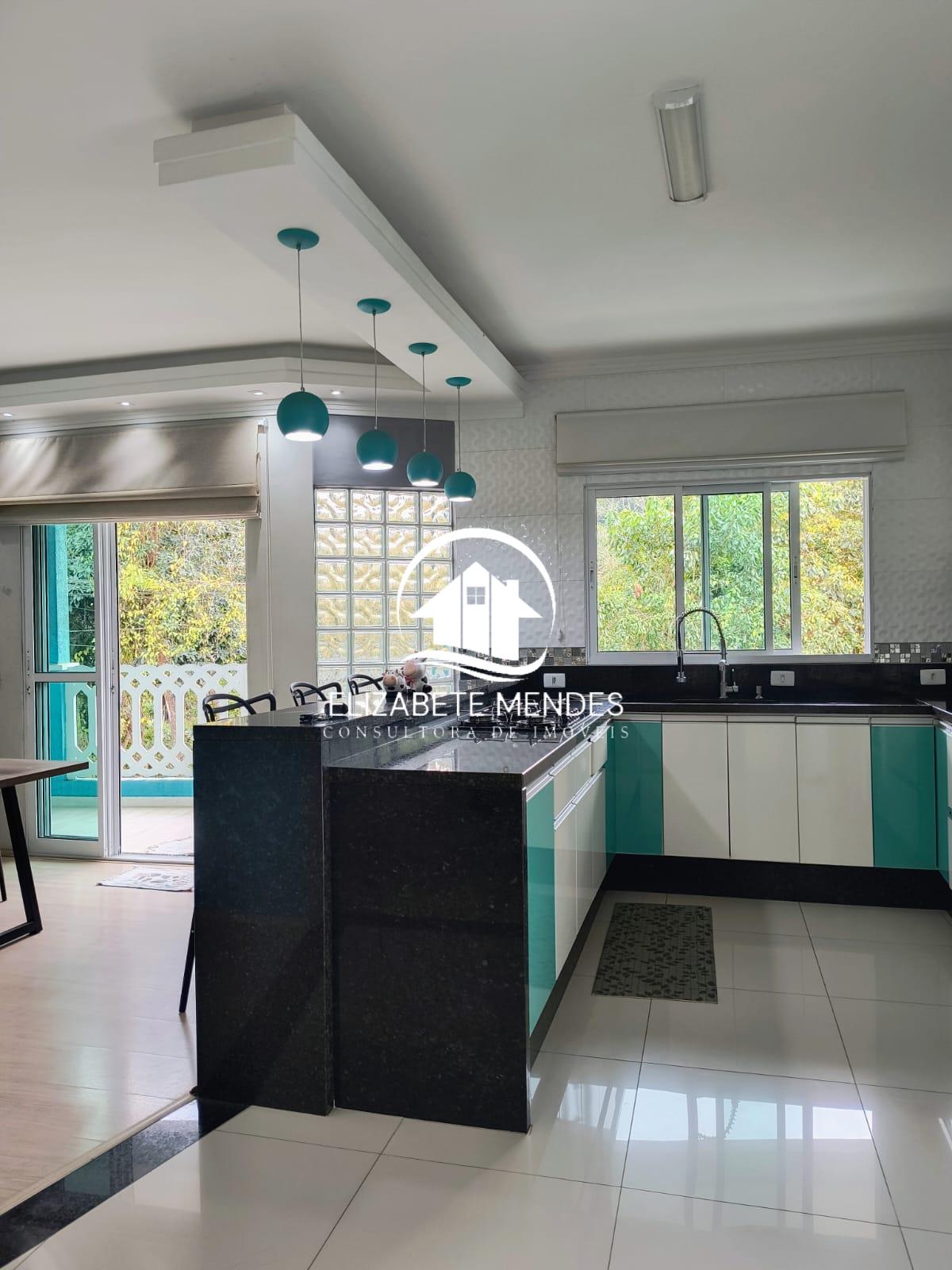 Casa à venda com 3 quartos, 300m² - Foto 5