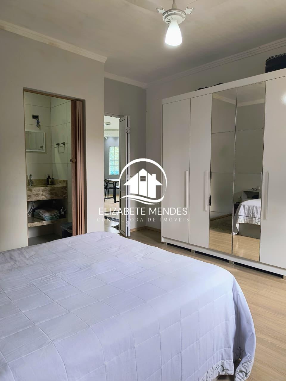 Casa à venda com 3 quartos, 300m² - Foto 15