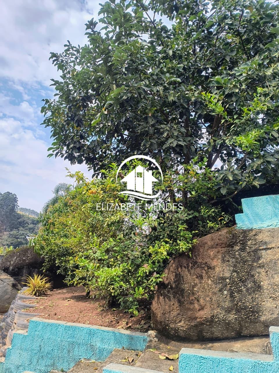 Casa à venda com 3 quartos, 300m² - Foto 32