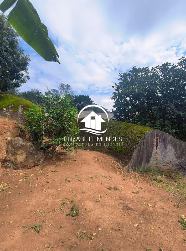 Casa à venda com 3 quartos, 300m² - Foto 35