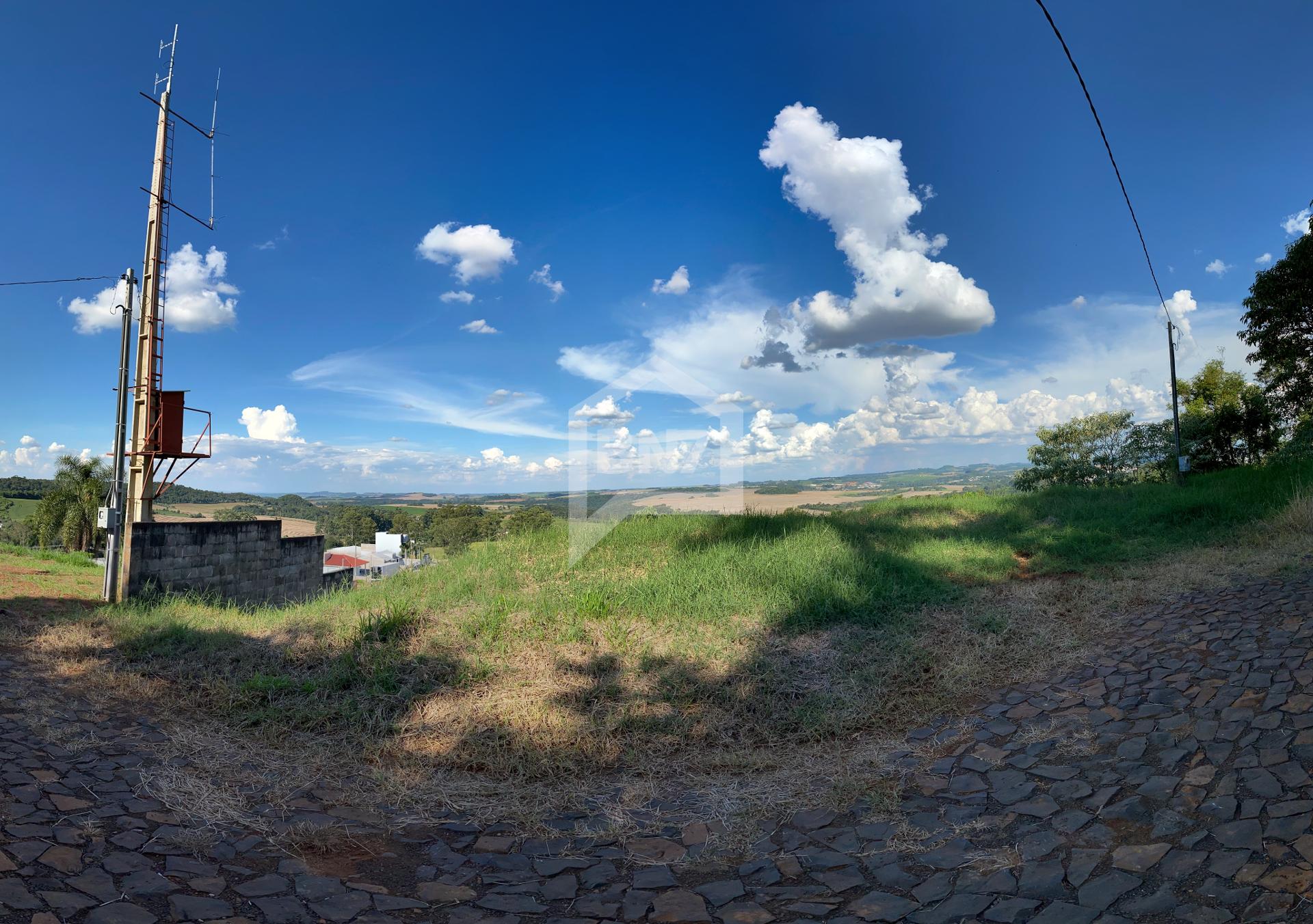 Terreno com Vista Panorâmica no Loteamento Pedra Branca  Bair...