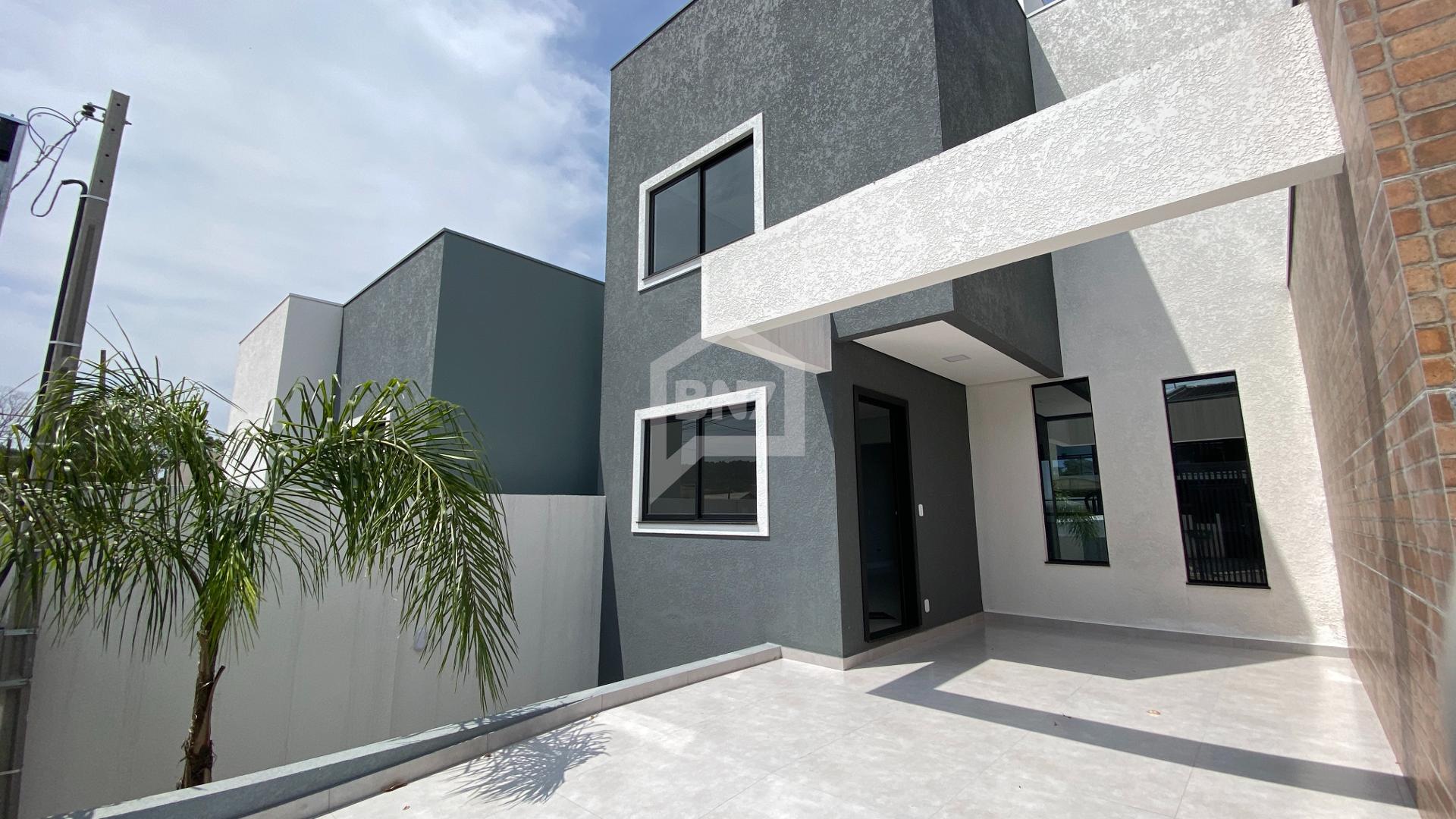 Sobrado em Construção à Venda no Bairro Guanabara  Conforto e...