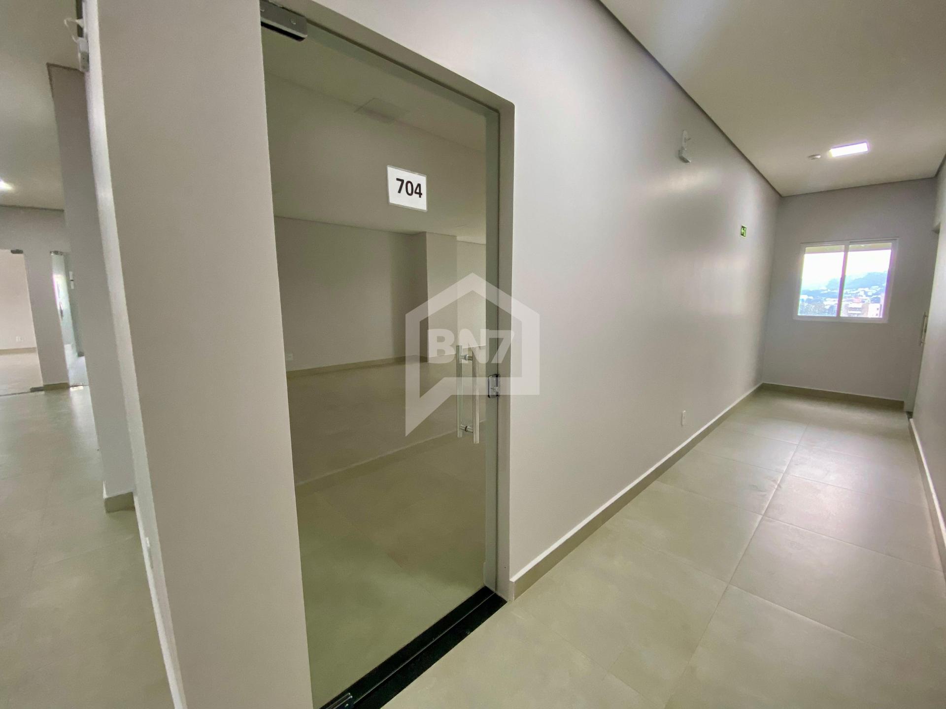 Oportunidade Imperdível no Centro de Francisco Beltrão  Sala ...