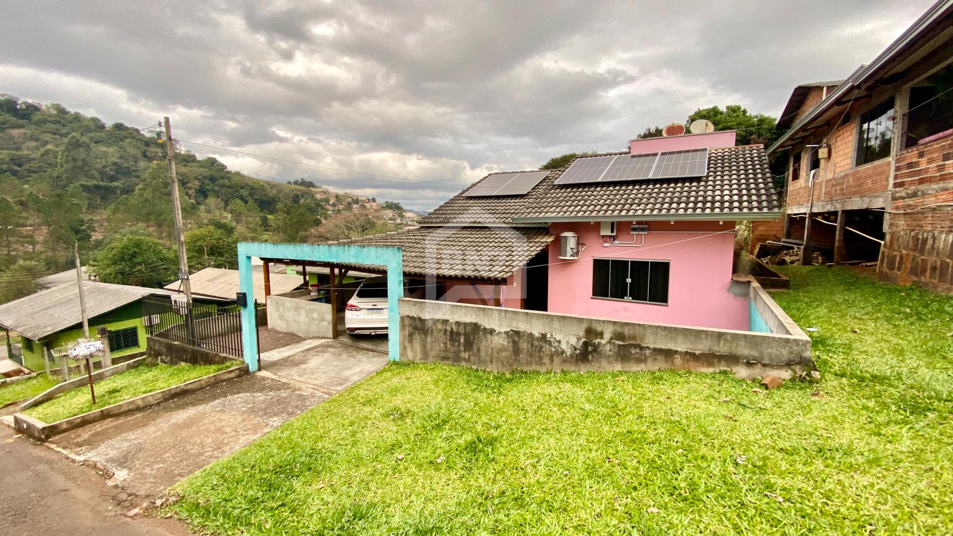 Oportunidade  Casa à Venda no Bairro São Francisco  2 Quartos...