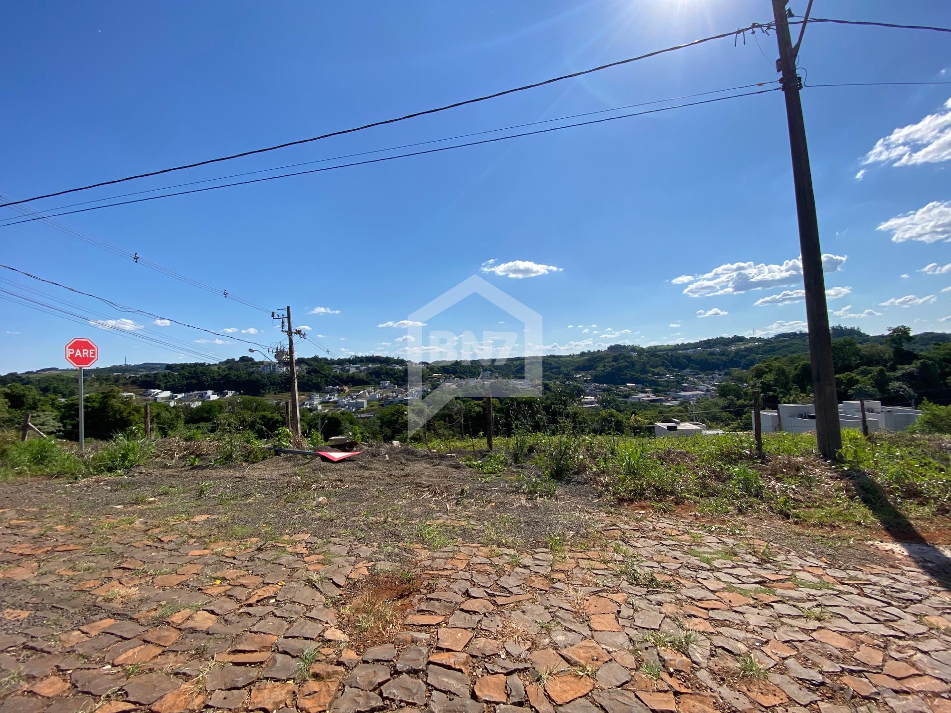 Terreno ? Venda no Loteamento Perin ? Vista Privilegiada 