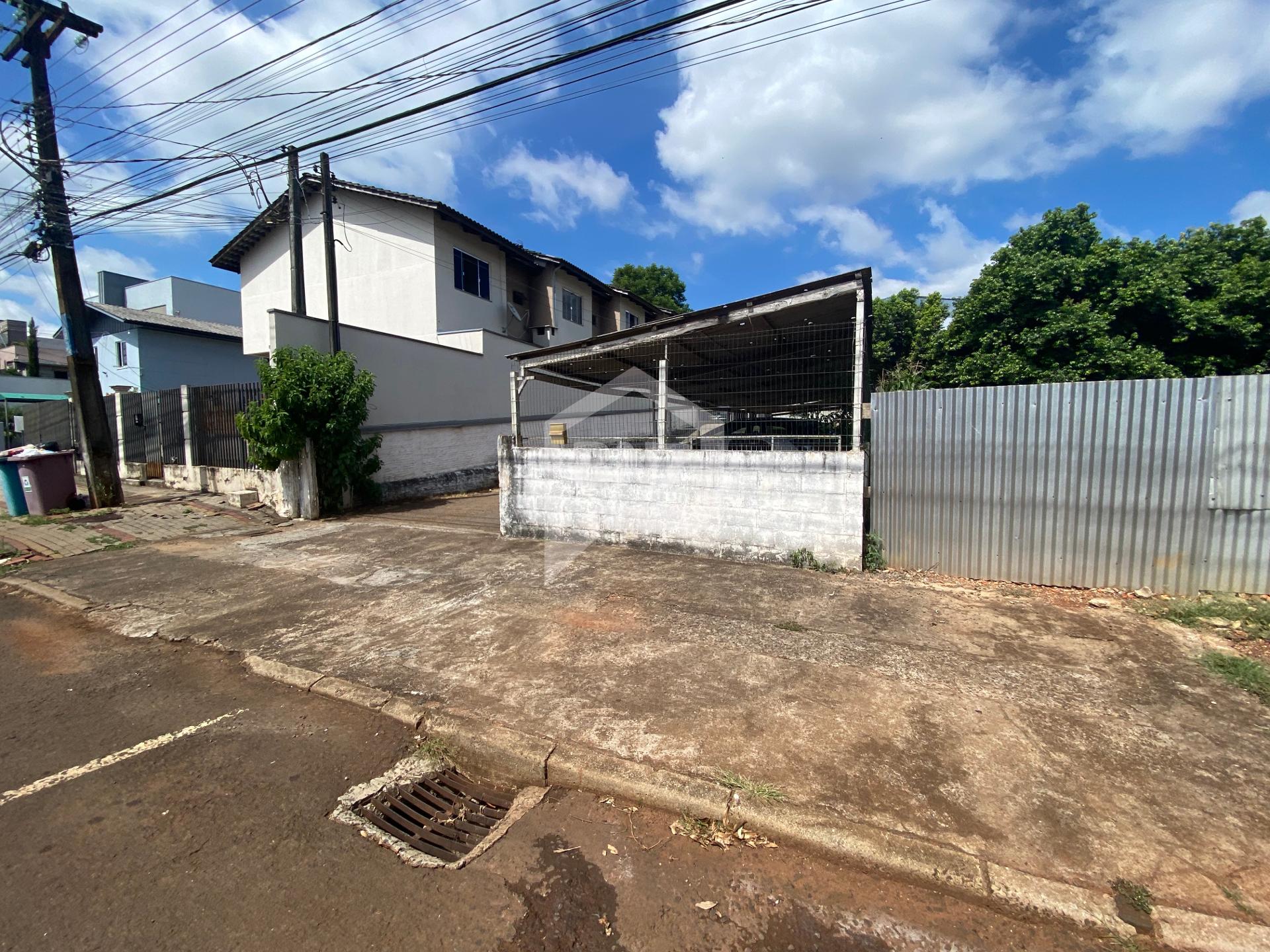 Terreno Amplo e Bem Localizado no Bairro Alvorada ? Uma Excele...