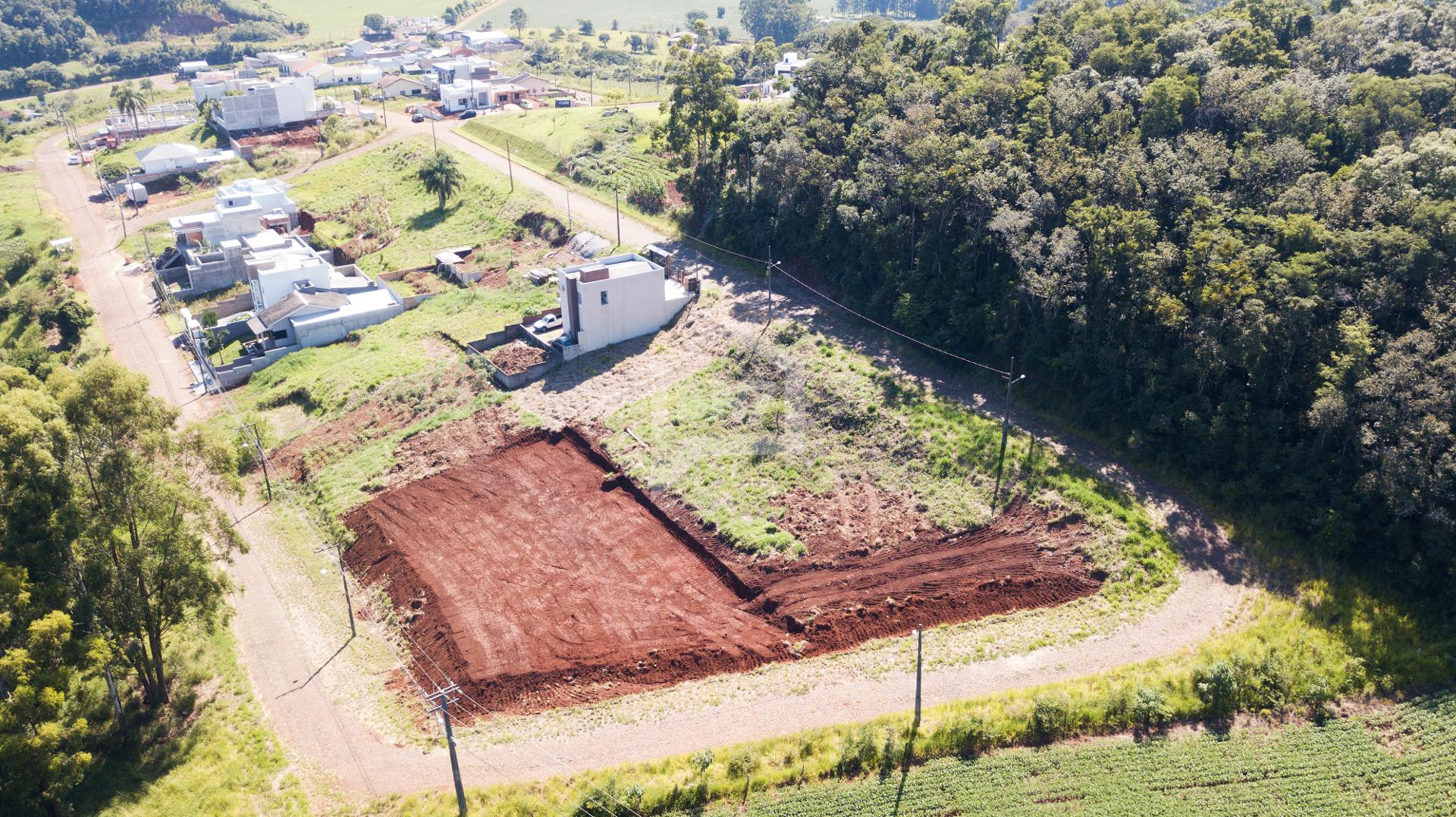 Terreno de Esquina no Loteamento Pedra Branca ? 601,58m 