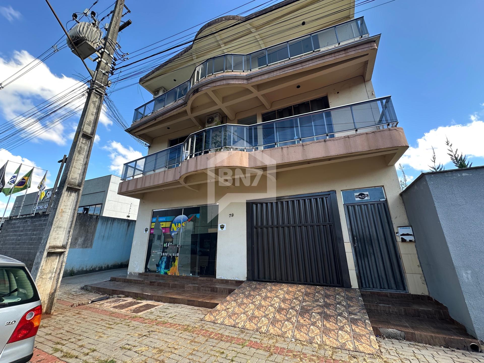 Pr?dio Comercial e Residencial ? Venda no Centro de Francisco ...