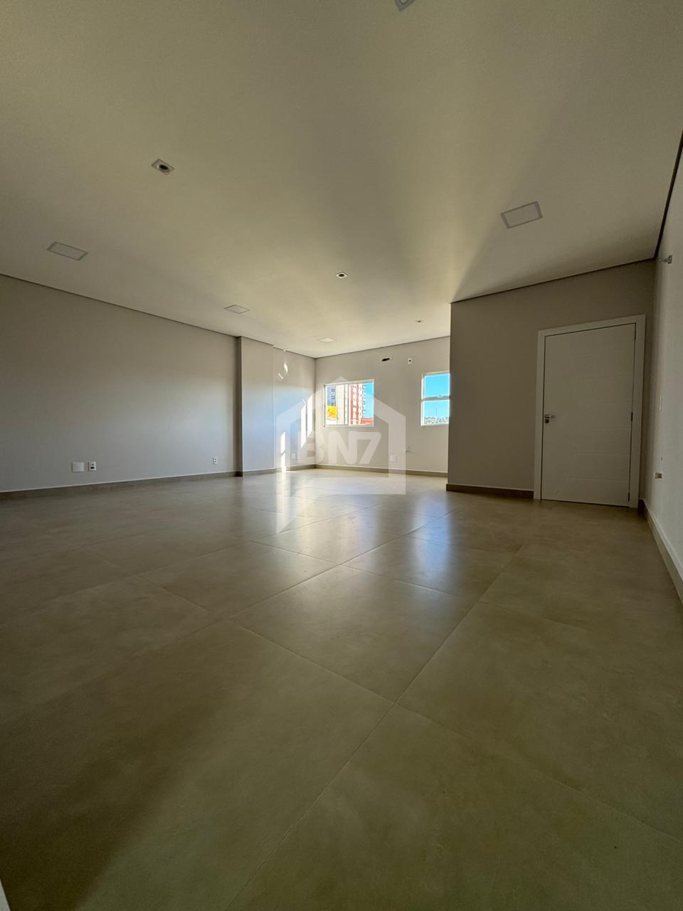 Sala Comercial de Alto Padr?o com Acabamentos Classe A ? Pront...