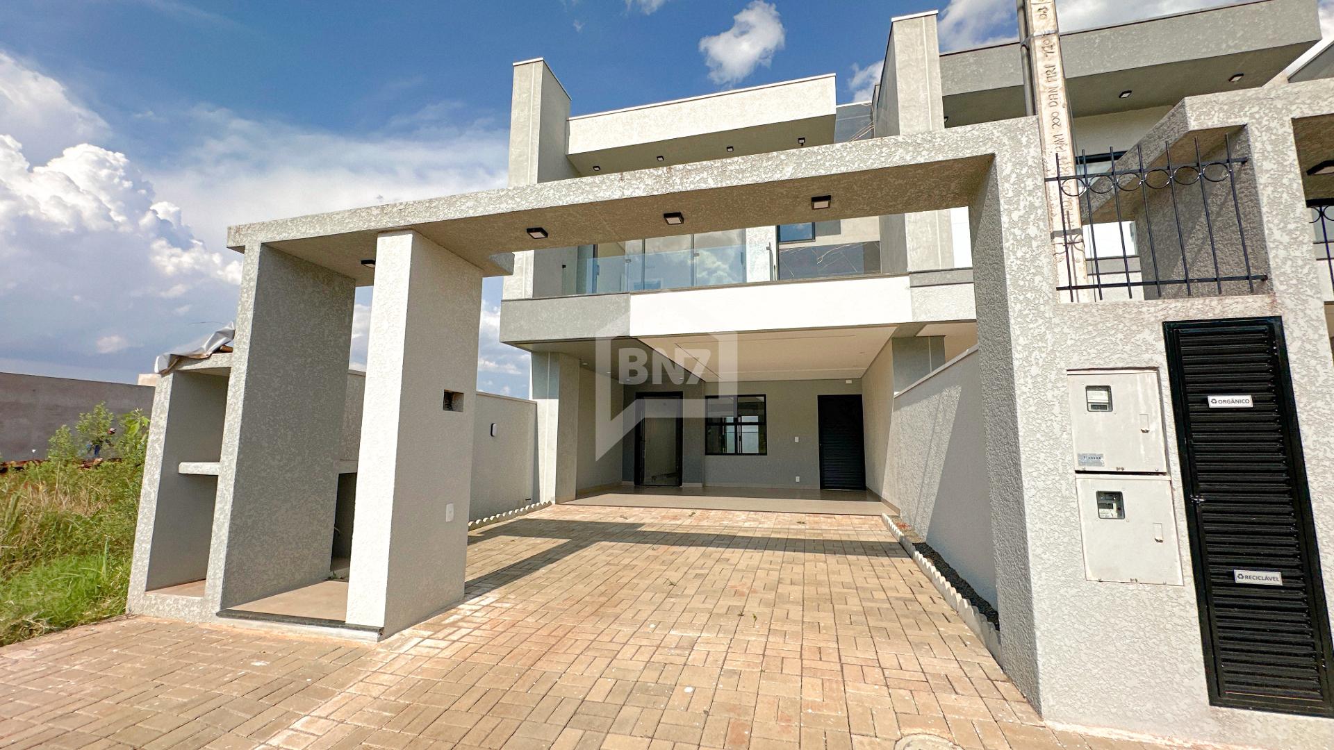 Sobrado ? venda,  suite e dois quartos JARDIM VIRG?NIA, FRANCI...