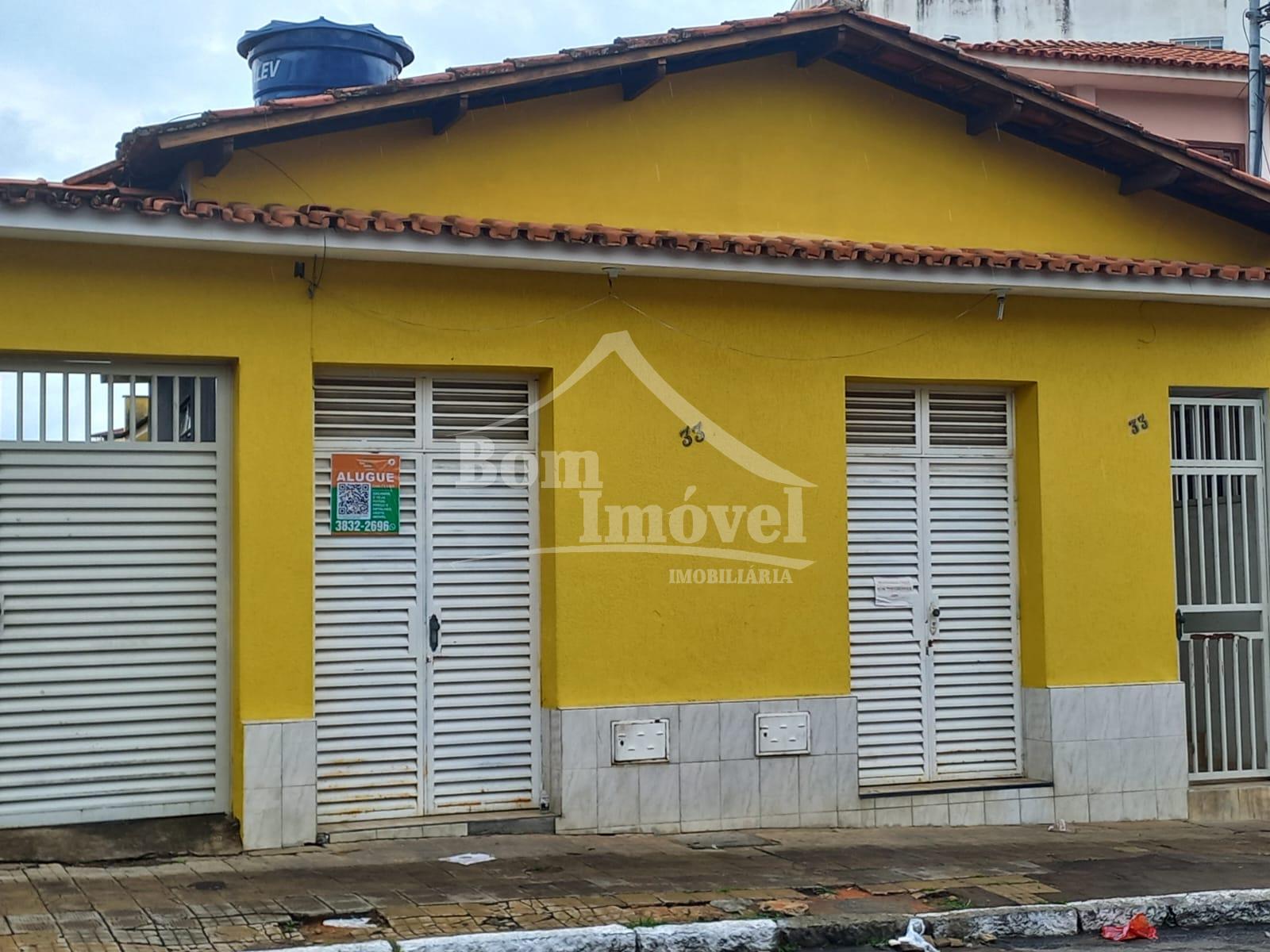 Ponto comercial localizado no Bairro Centro com 12 m 