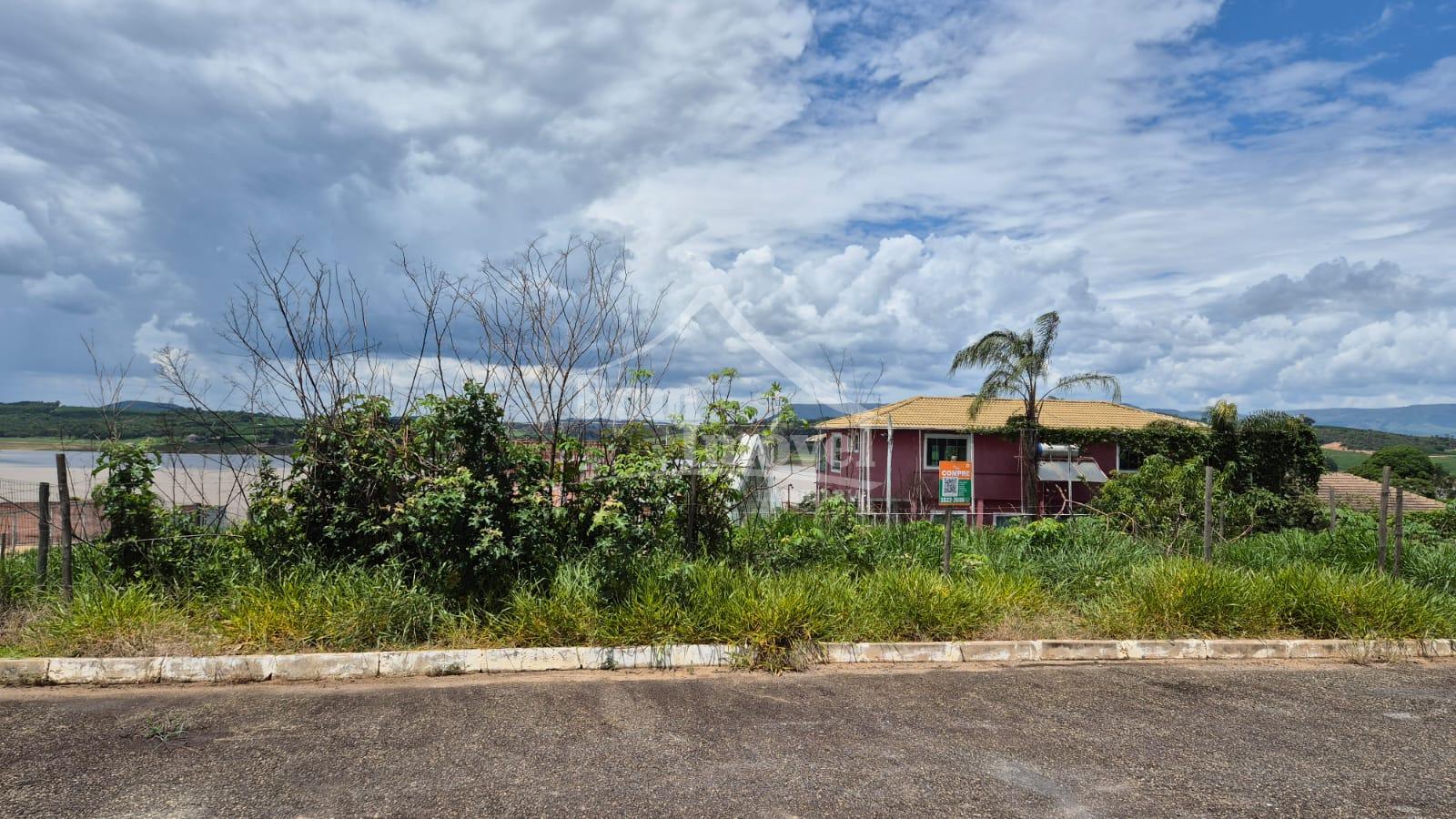 Lote a venda em condomínio fechado no Lago de Furnas, próximo ...