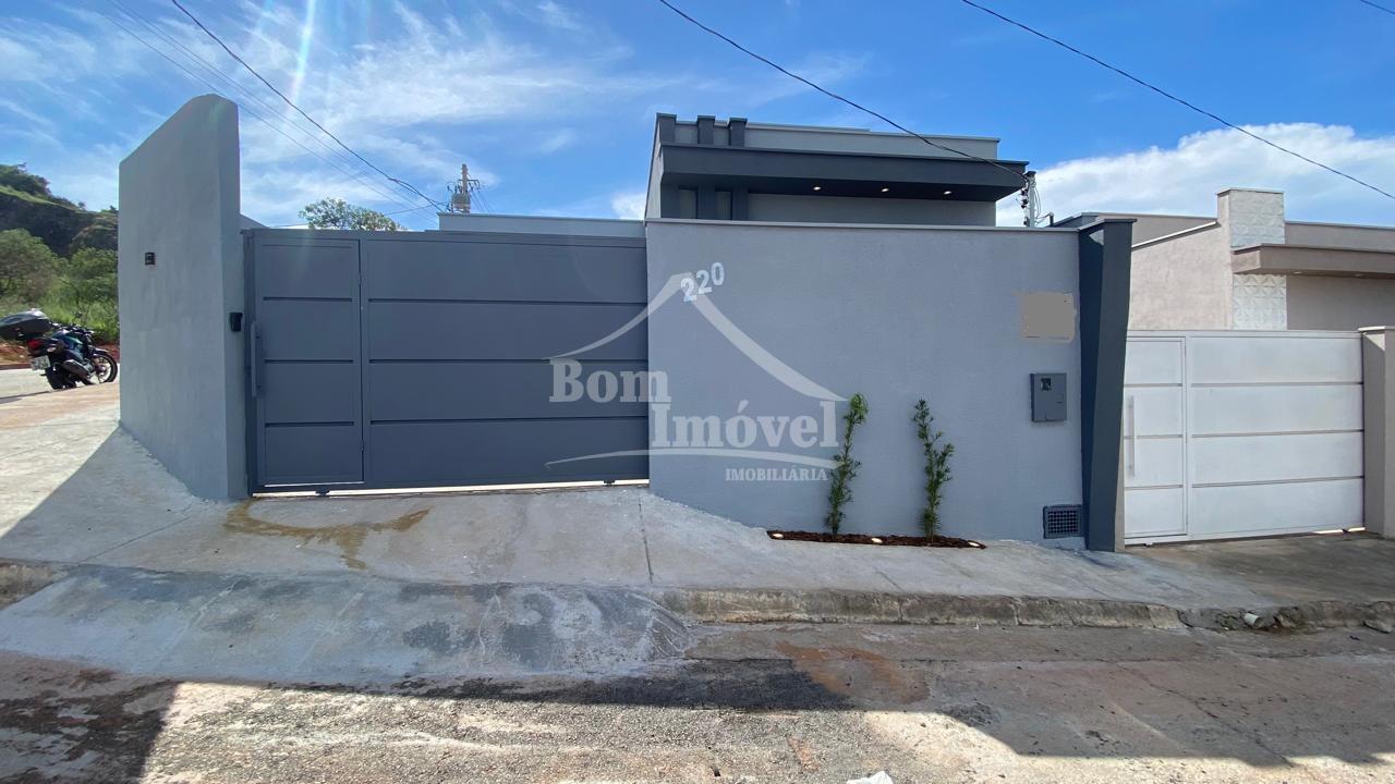 Casa com 2 dormitórios no bairro Belvedere em Campo Belo MG