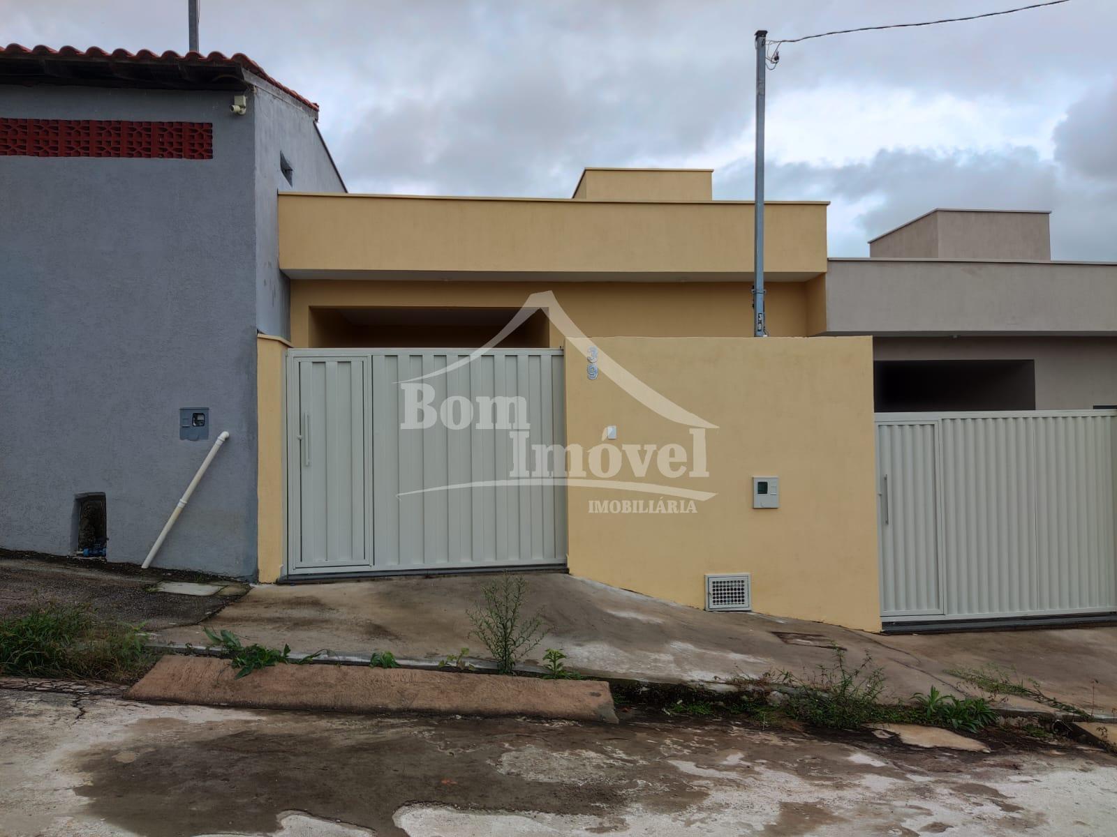 Oportunidade  Casa com 2 Quartos, Bairro Mirante do Lago, Camp...