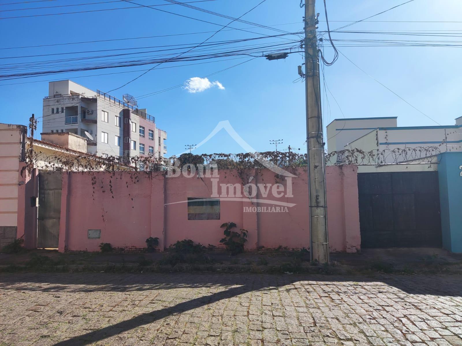Lote no Centro de Campo Belo totalmente plano com 360m 