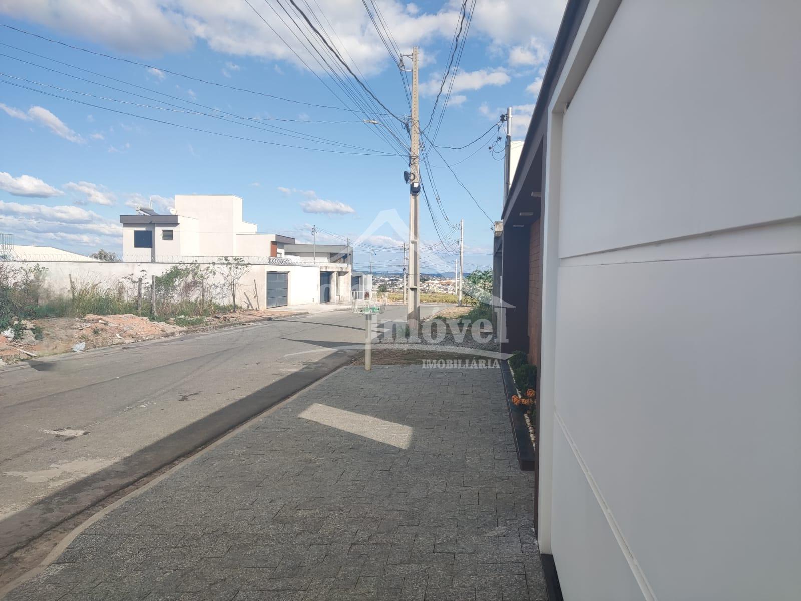 Casa à venda com 2 quartos, 180m² - Foto 2