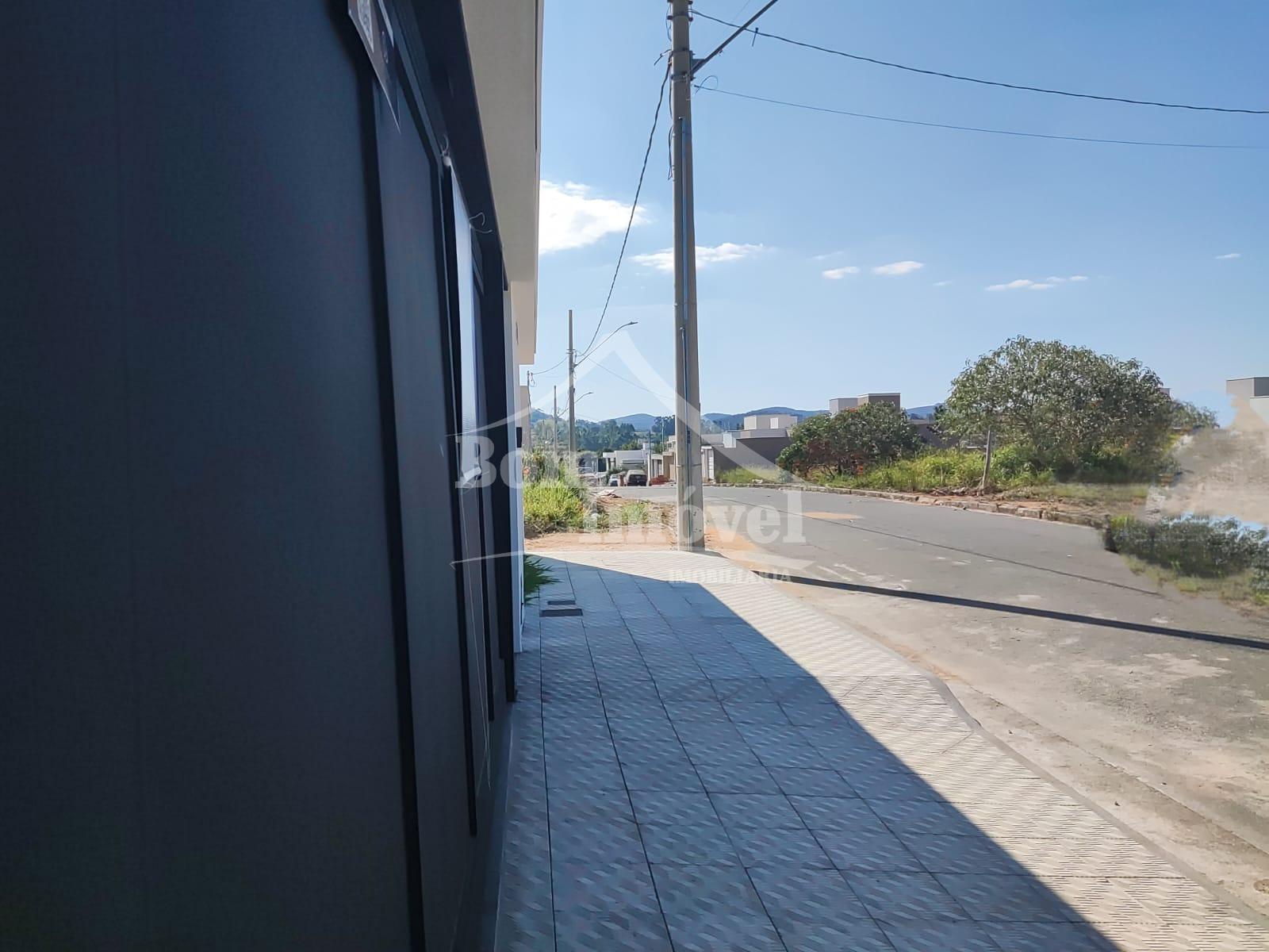 Casa à venda com 2 quartos, 148m² - Foto 2