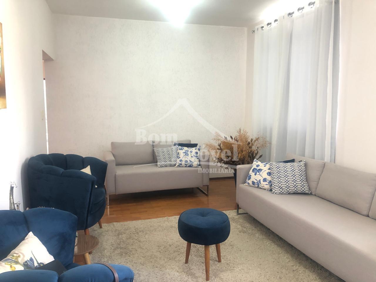 Apartamento à venda de 3 dormitórios, no Centro, CAMPO BELO - MG