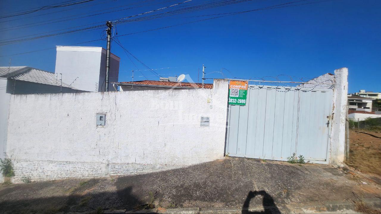 Casa à venda com 1 quarto, 60m² - Foto 1