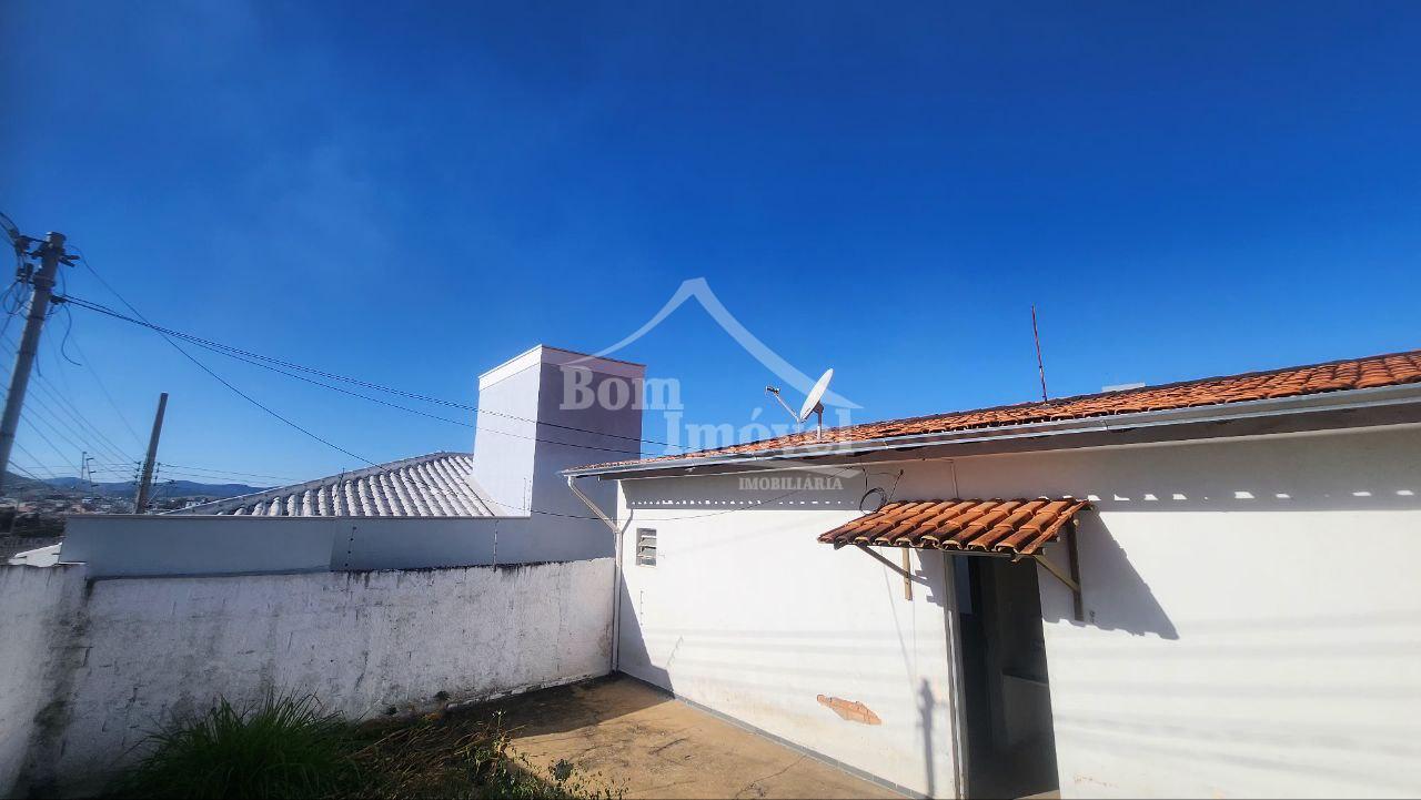 Casa à venda com 1 quarto, 60m² - Foto 4