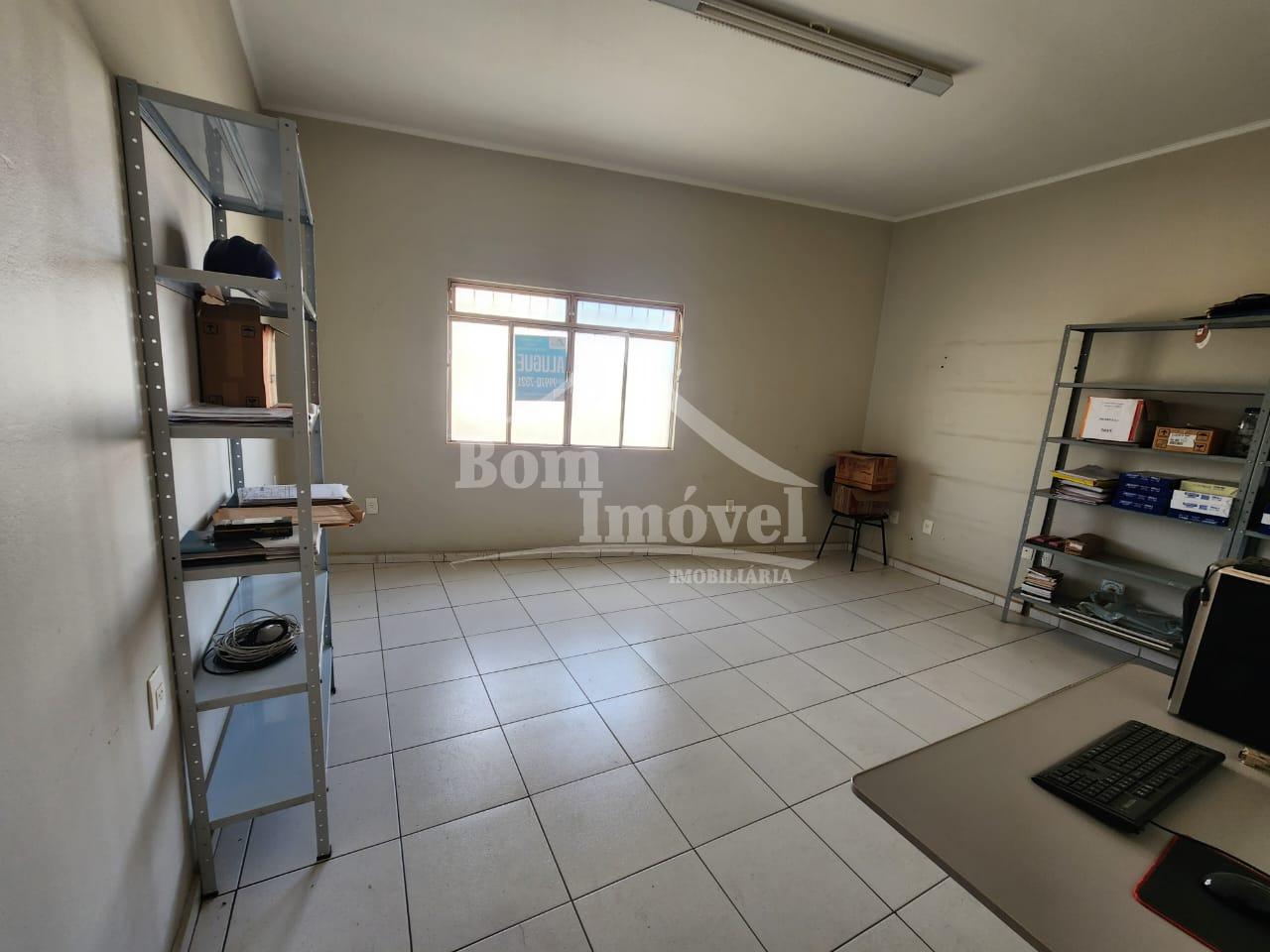 Loja-Salão, 200 m² - Foto 4