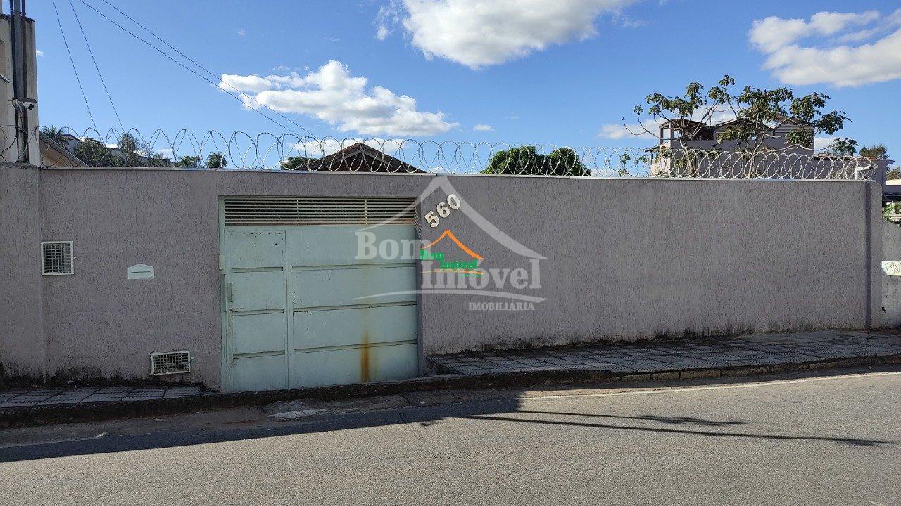 Casa de 3 dormitórios para venda no Bairro Vila Etna em Campo ...