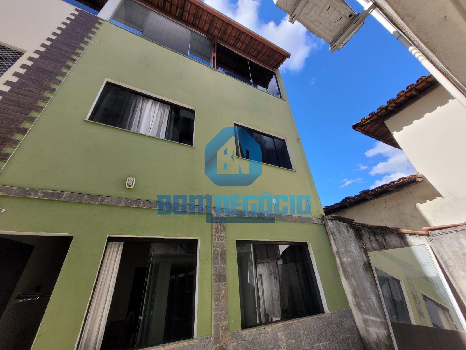 Casa Triplex à Venda, GRÃ-DUQUESA, GOVERNADOR VALADARES - MG