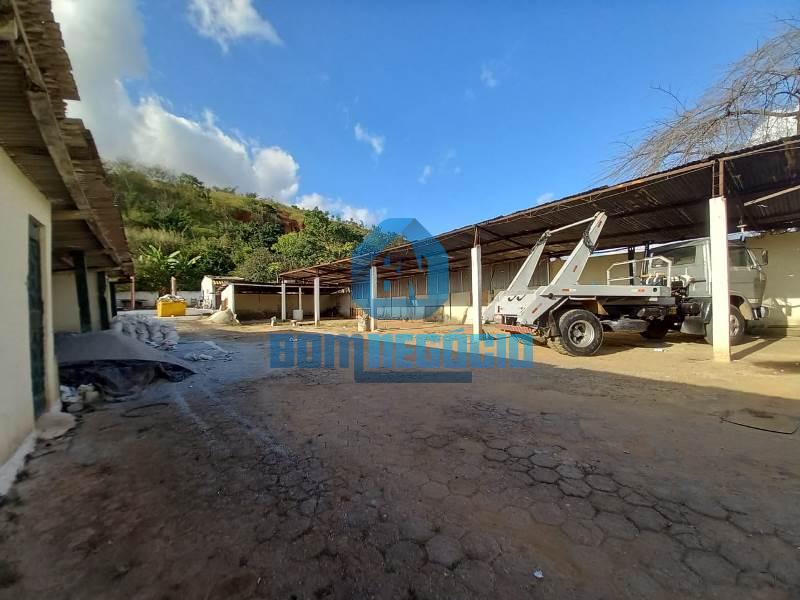 Terreno Comercial com 2010m , GOVERNADOR VALADARES - MG