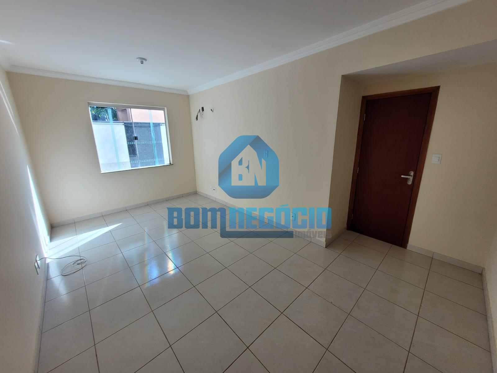 Apartamento com 3 dormitórios à venda, CENTRO, GOVERNADOR VALA...