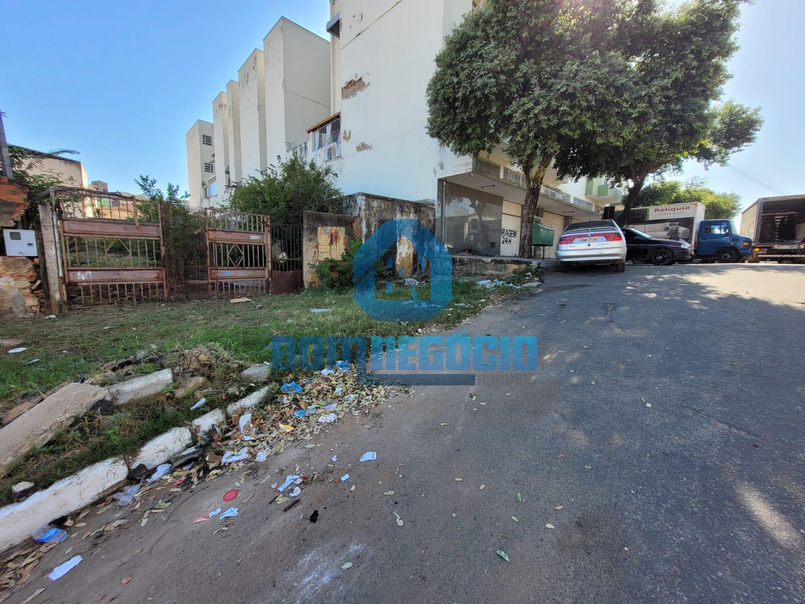 Lote com 893 m² à venda, CENTRO, GOVERNADOR VALADARES - MG
